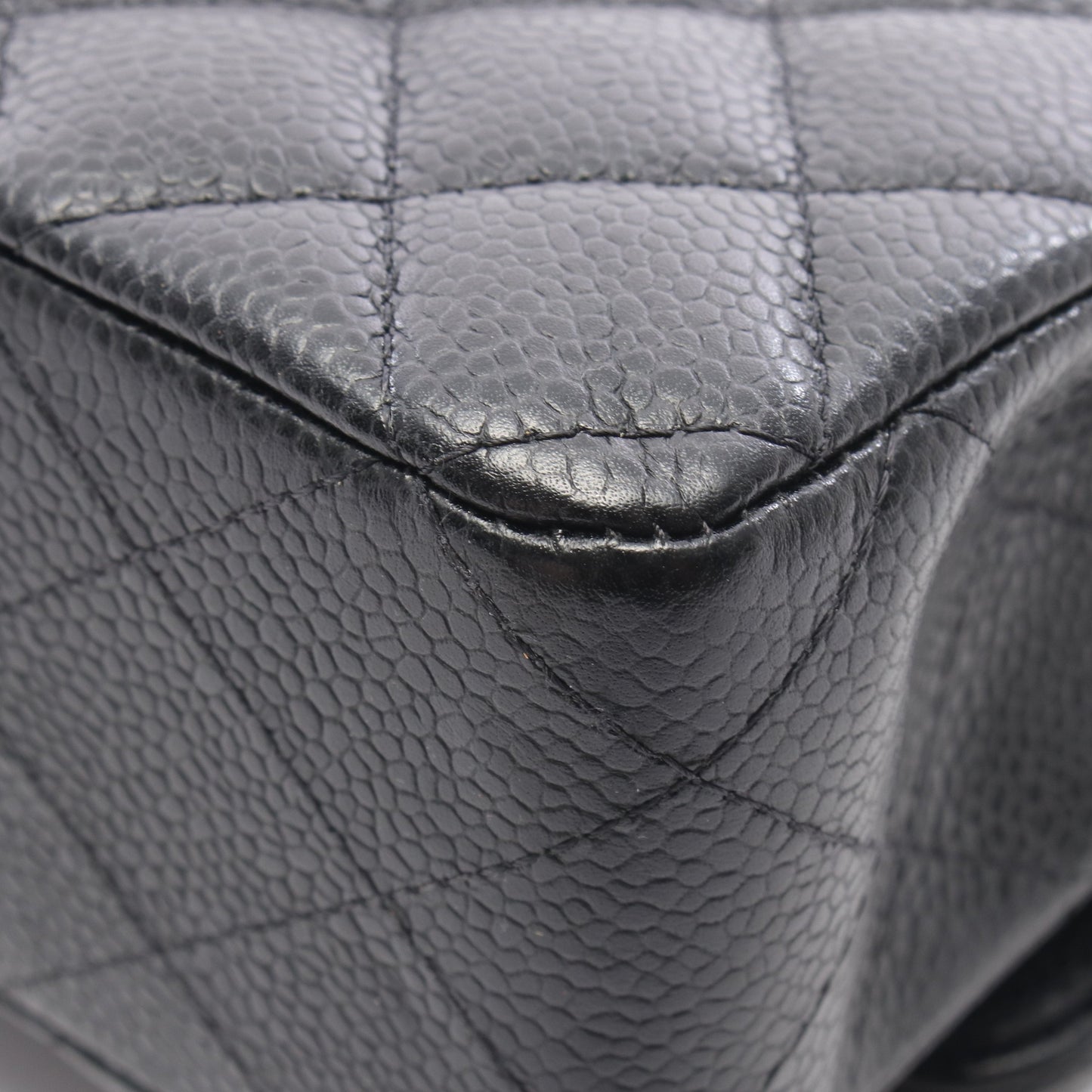 マトラッセ Wフラップ Wチェーンショルダーバッグ キャビアスキン ブラック シルバー金具 シャネル バッグ CHANEL