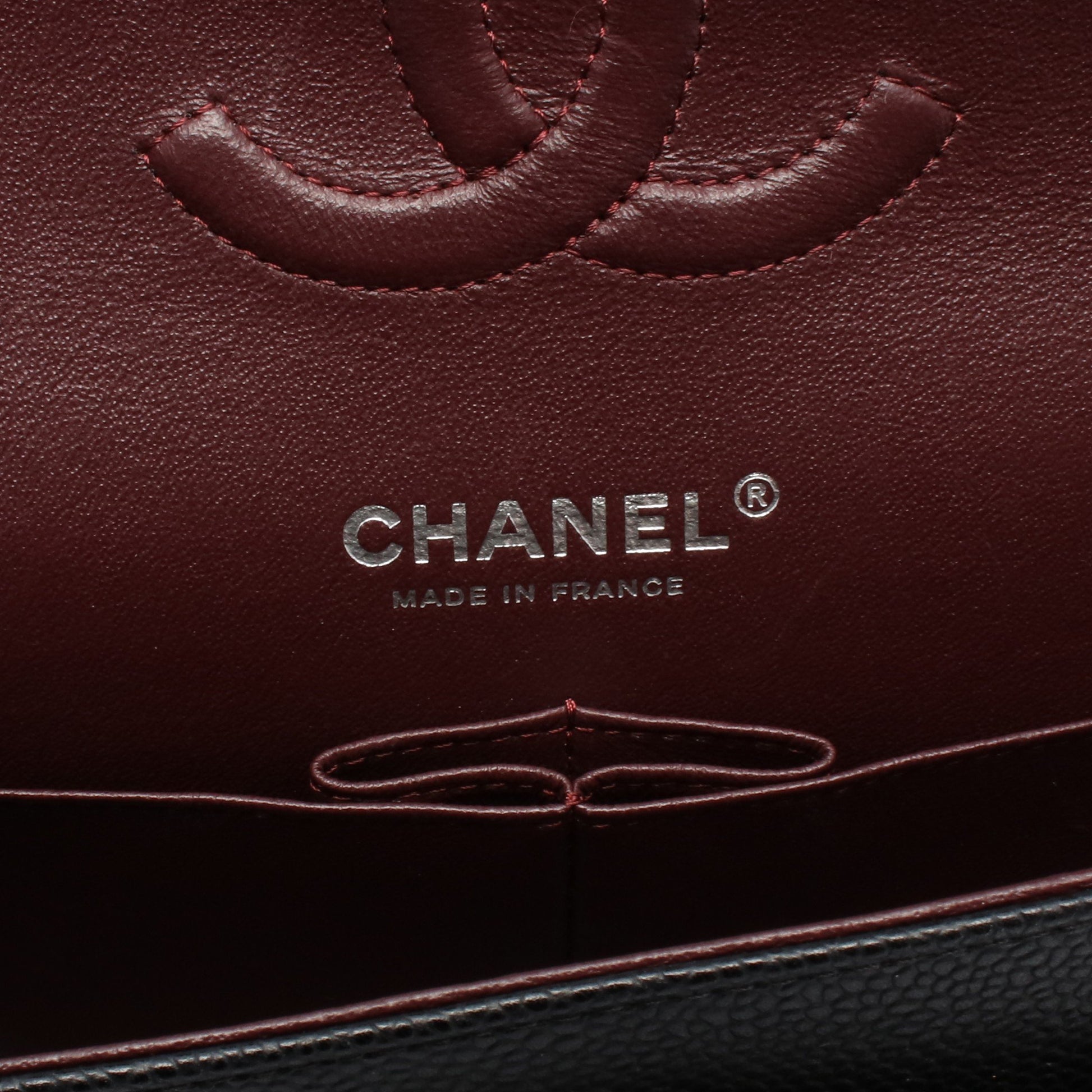 マトラッセ Wフラップ Wチェーンショルダーバッグ キャビアスキン ブラック シルバー金具 シャネル バッグ CHANEL