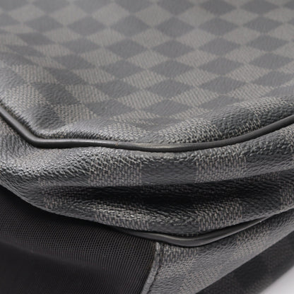 ミカエル ダミエグラフィット バックパック リュックサック PVC レザー ブラック ルイヴィトン