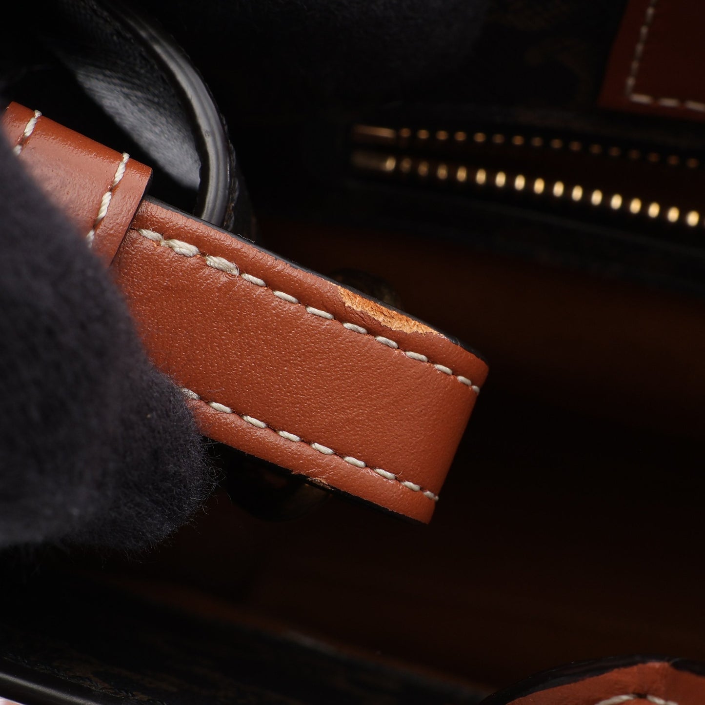 スモール バーティカル カバ トリオンフ 2WAY ハンドバッグ トートバッグ PVC レザー ブラック ブラウン セリーヌ バッグ CELINE
