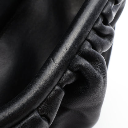 The Chain Pouch Mini チェーン ボディバッグ レザー ブラック ボッテガヴェネタ