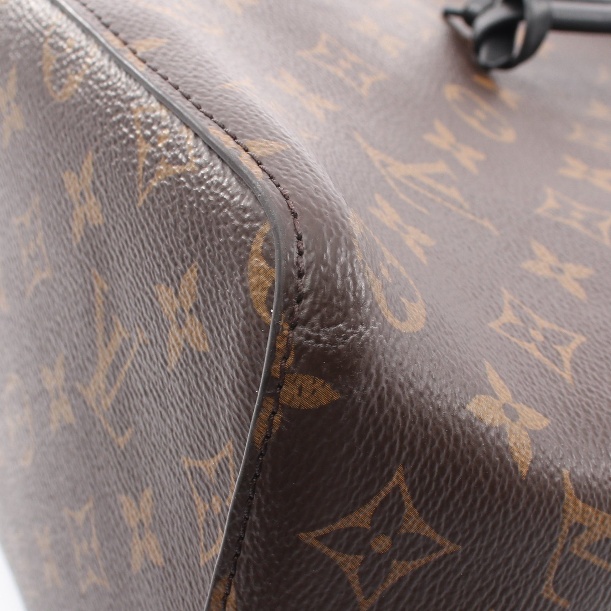 ネオノエ モノグラム ノワール ショルダーバッグ PVC レザー ブラウン ブラック ルイヴィトン バッグ LOUIS VUITTON