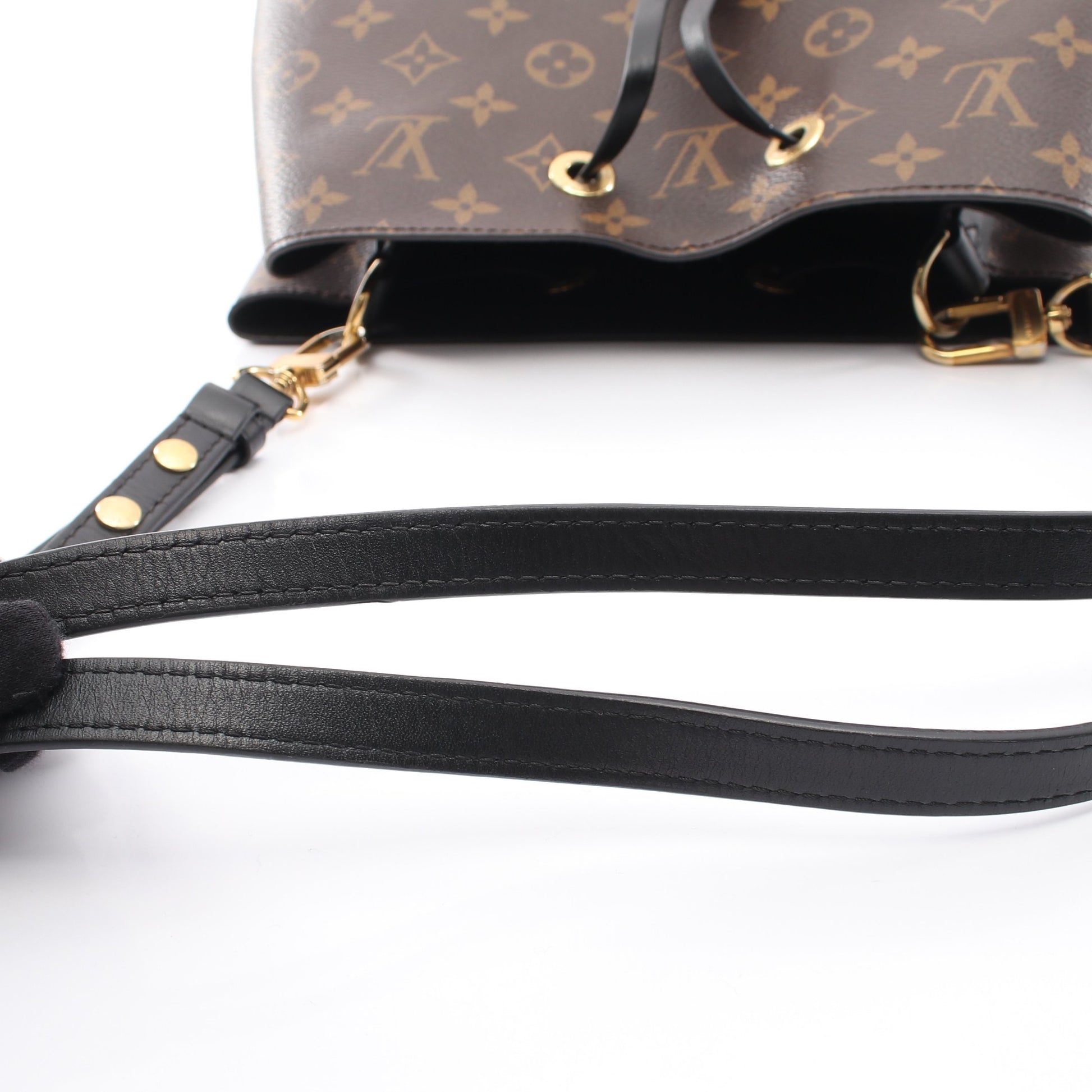 ネオノエ モノグラム ノワール ショルダーバッグ PVC レザー ブラウン ブラック ルイヴィトン バッグ LOUIS VUITTON