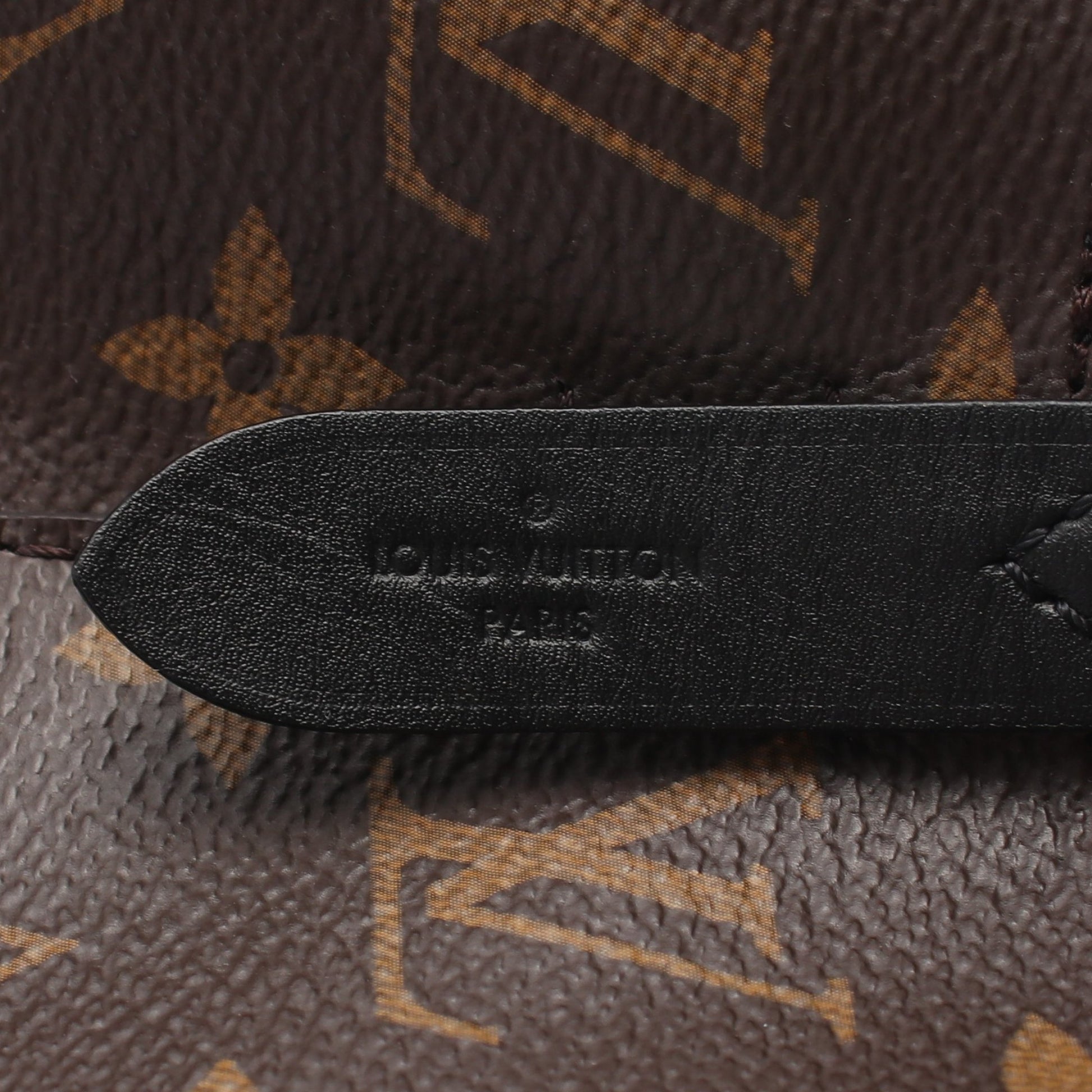 ネオノエ モノグラム ノワール ショルダーバッグ PVC レザー ブラウン ブラック ルイヴィトン バッグ LOUIS VUITTON