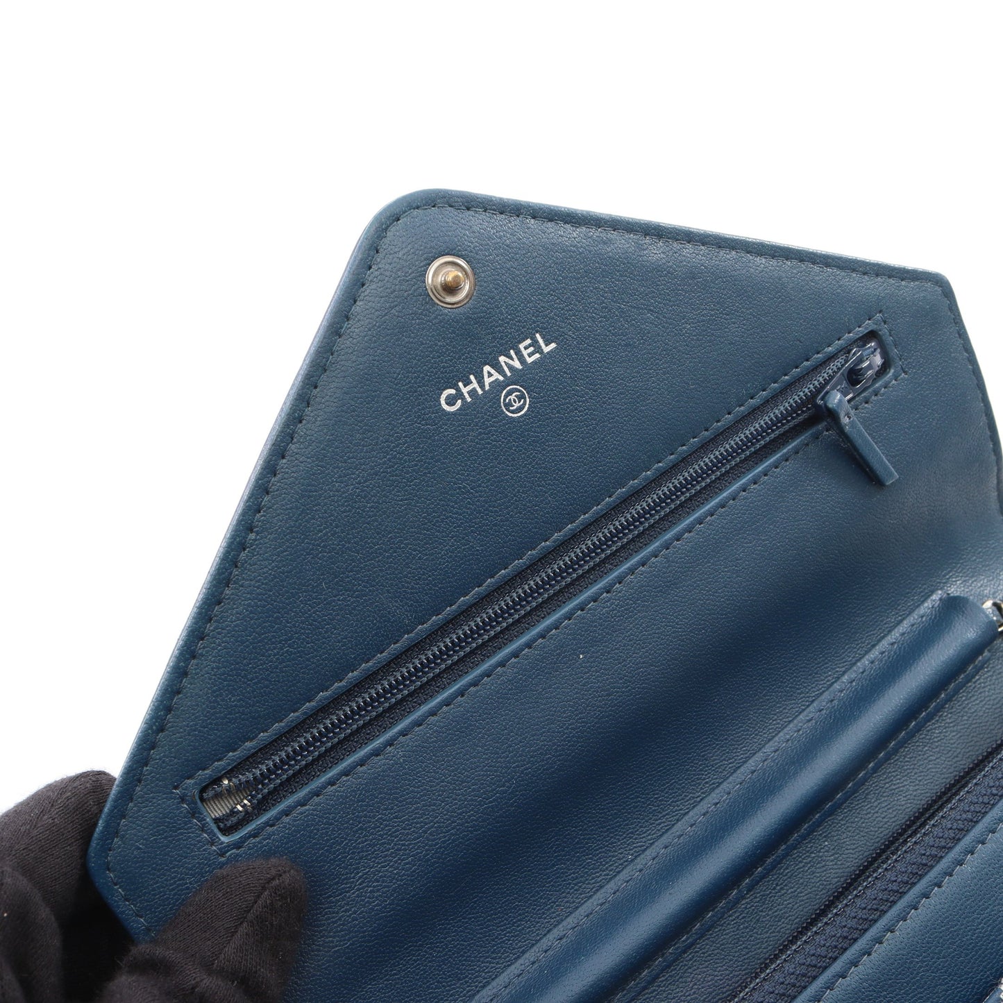 シェブロン Vステッチ チェーンウォレット レザー ネイビー シルバー金具 シャネル