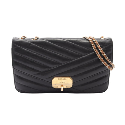 バイアスステッチ チェーンショルダーバッグ レザー ブラック ゴールド金具 シャネル バッグ CHANEL
