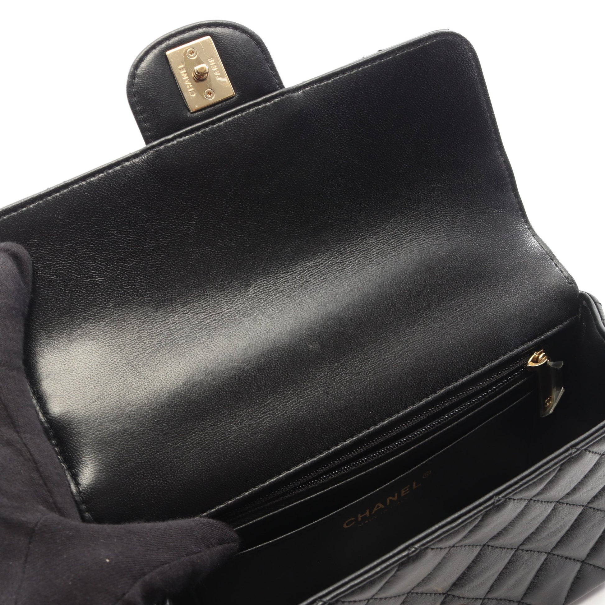 マトラッセ トップハンドル ブラック金具 2WAY チェーンショルダーバッグ ラムスキン ブラック シャネル バッグ CHANEL
