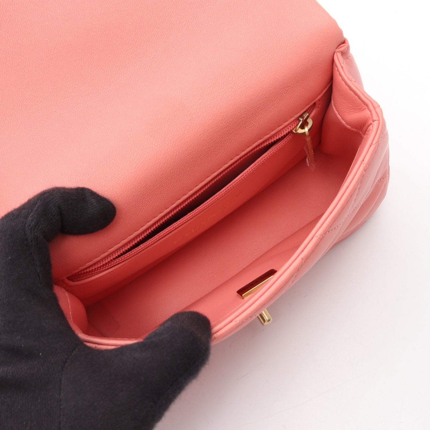 トップハンドル マトラッセ スモールフラップ 2WAY チェーンショルダーバッグ ラムスキン コーラルピンク ゴールド金具 シャネル バッグ CHANEL