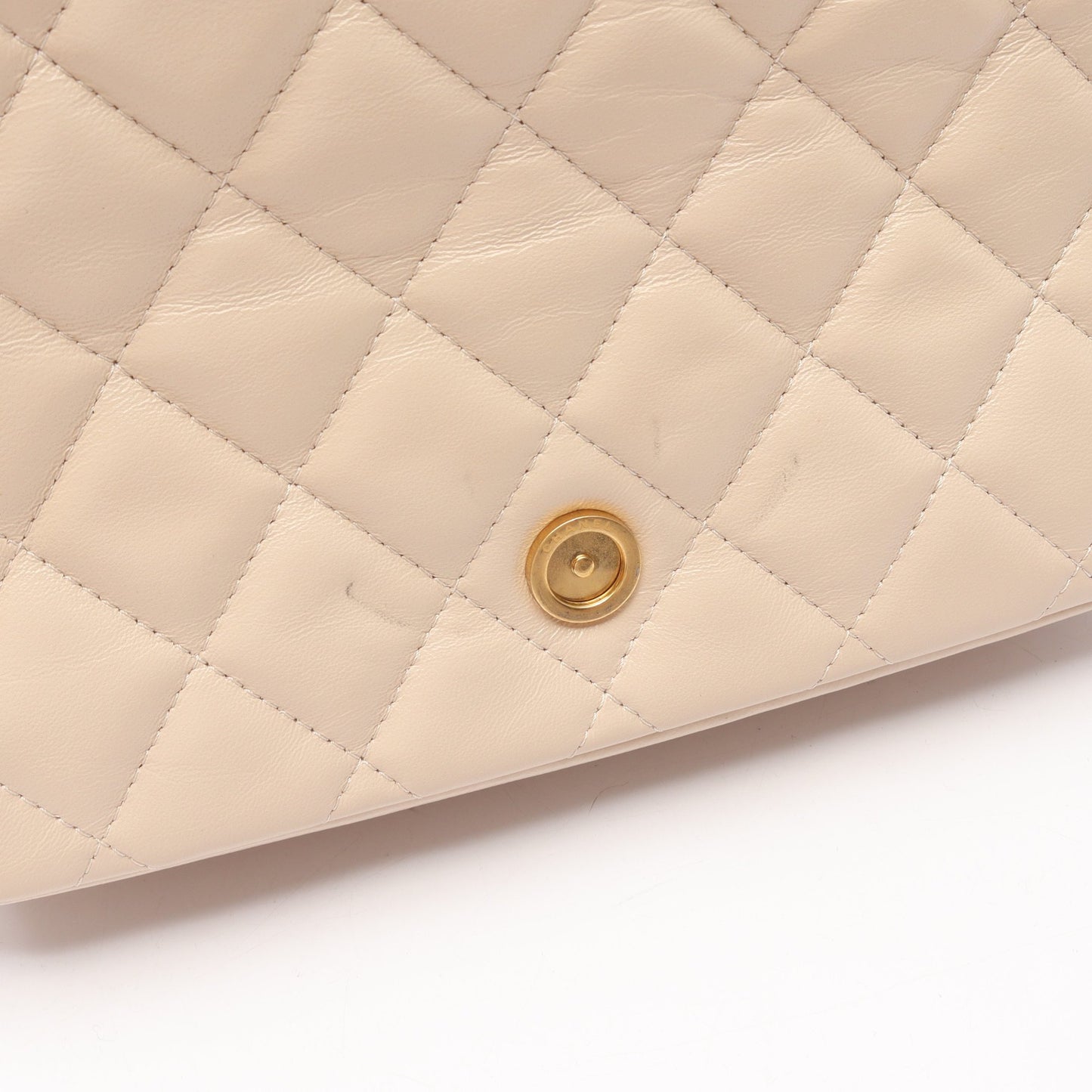 マトラッセ チェーンショルダーバッグ レザー ベージュ ゴールド金具 シャネル バッグ CHANEL