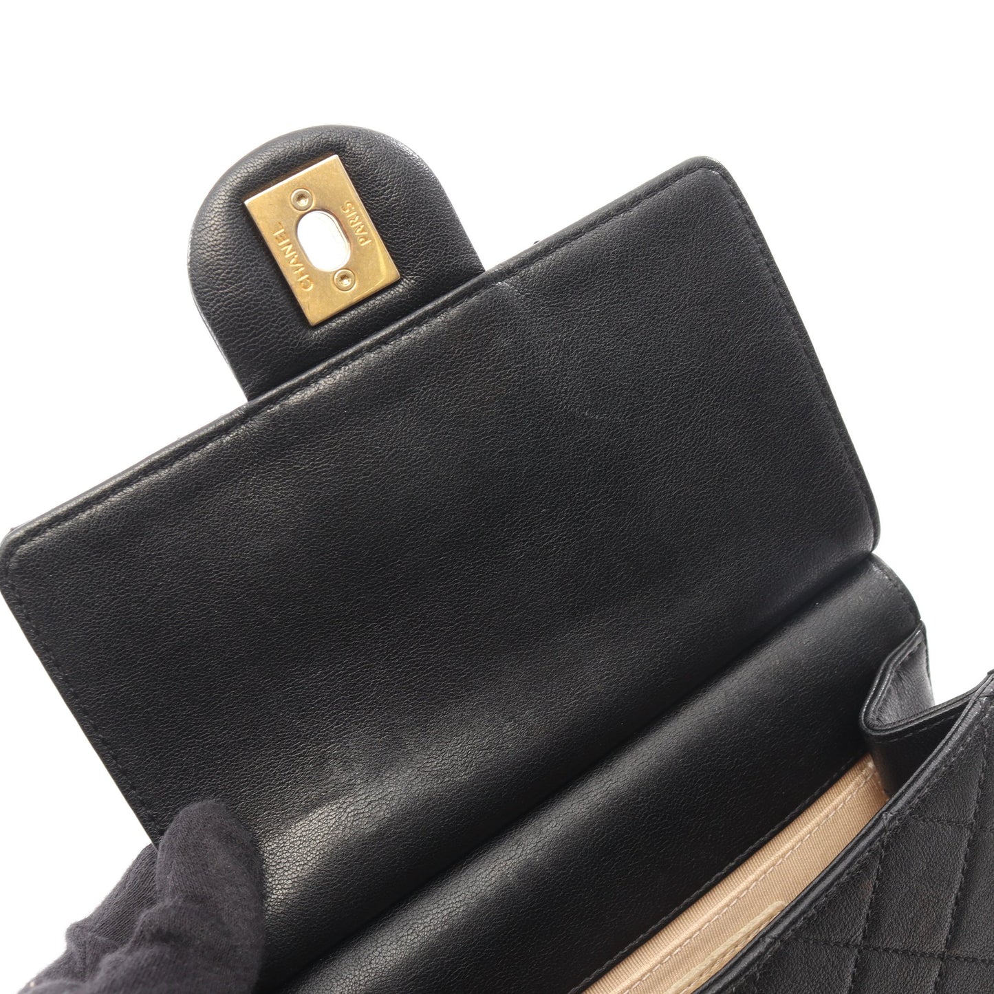 マトラッセ チェーンショルダーバッグ レザー ブラック ゴールド金具 シャネル