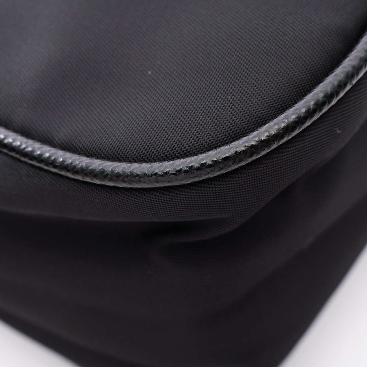 TESSUTO+SAFFIANO Re-Edition 2005 Re-Nylon ミニバッグ ハンドバッグ ナイロン サフィアーノレザー ブラック プラダ