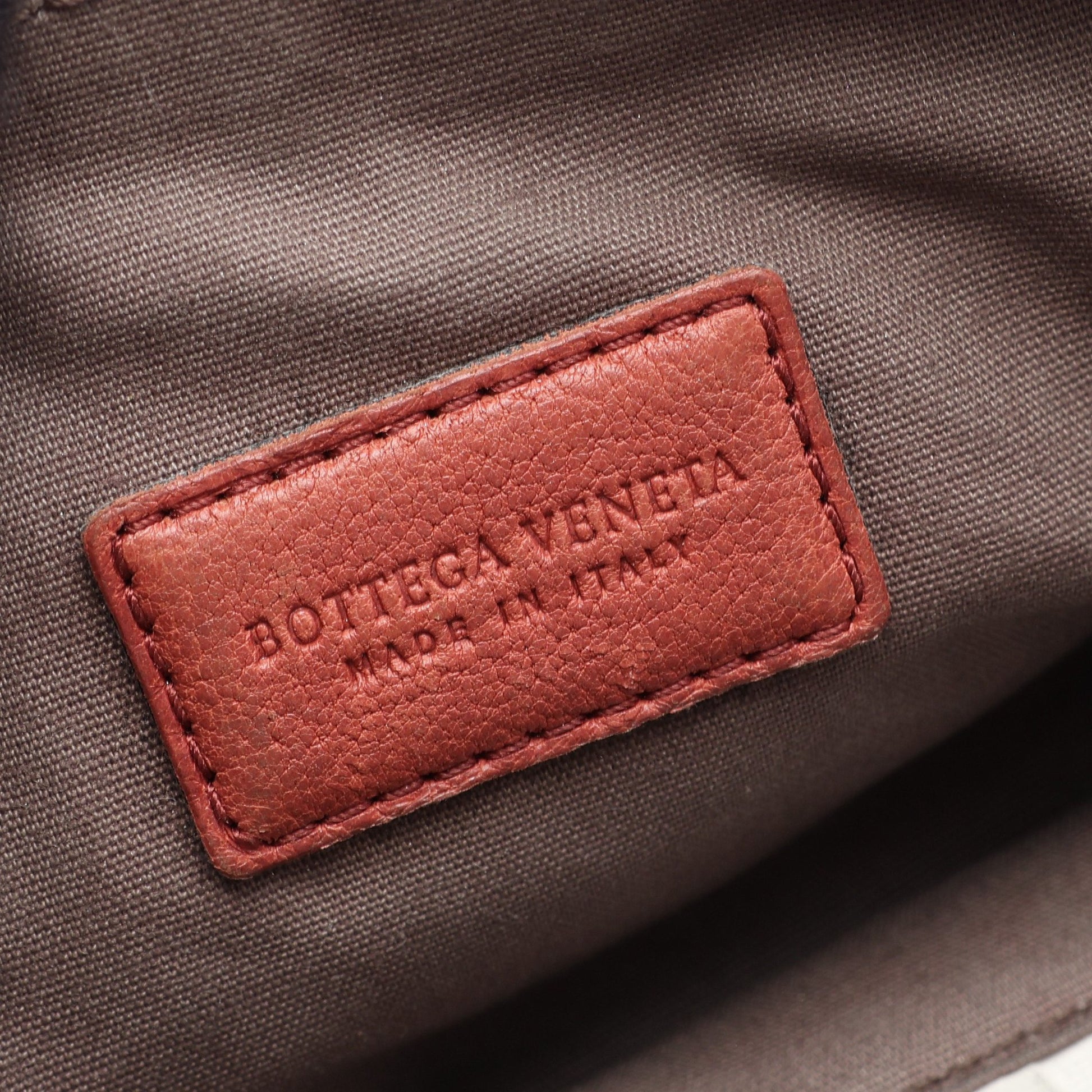 イントレチャート ポーチ レザー レッドブラウン ボッテガヴェネタ 財布・小物 BOTTEGA VENETA