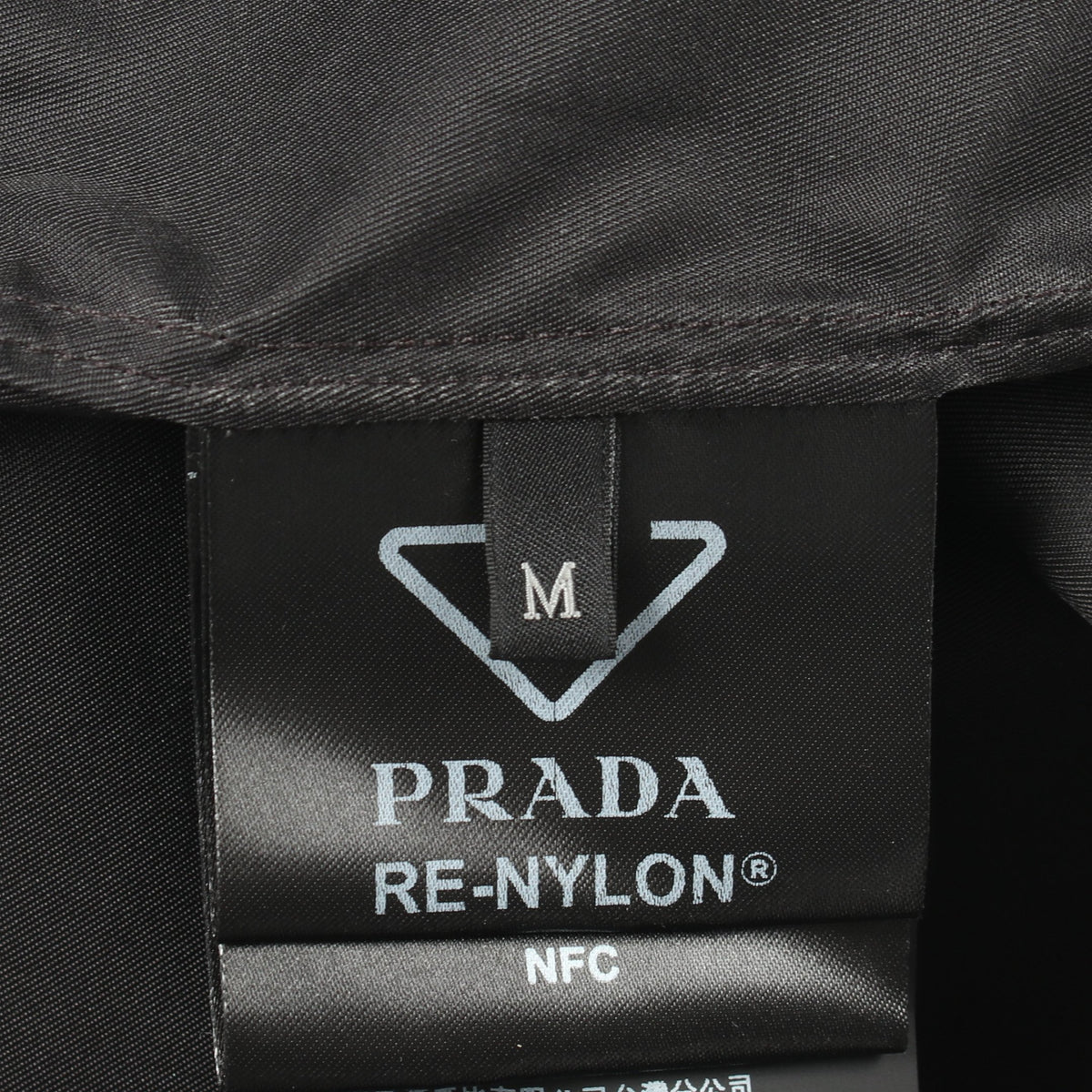 Re-Nylon 半袖 シャツ ナイロン ブラック プラダ トップス PRADA