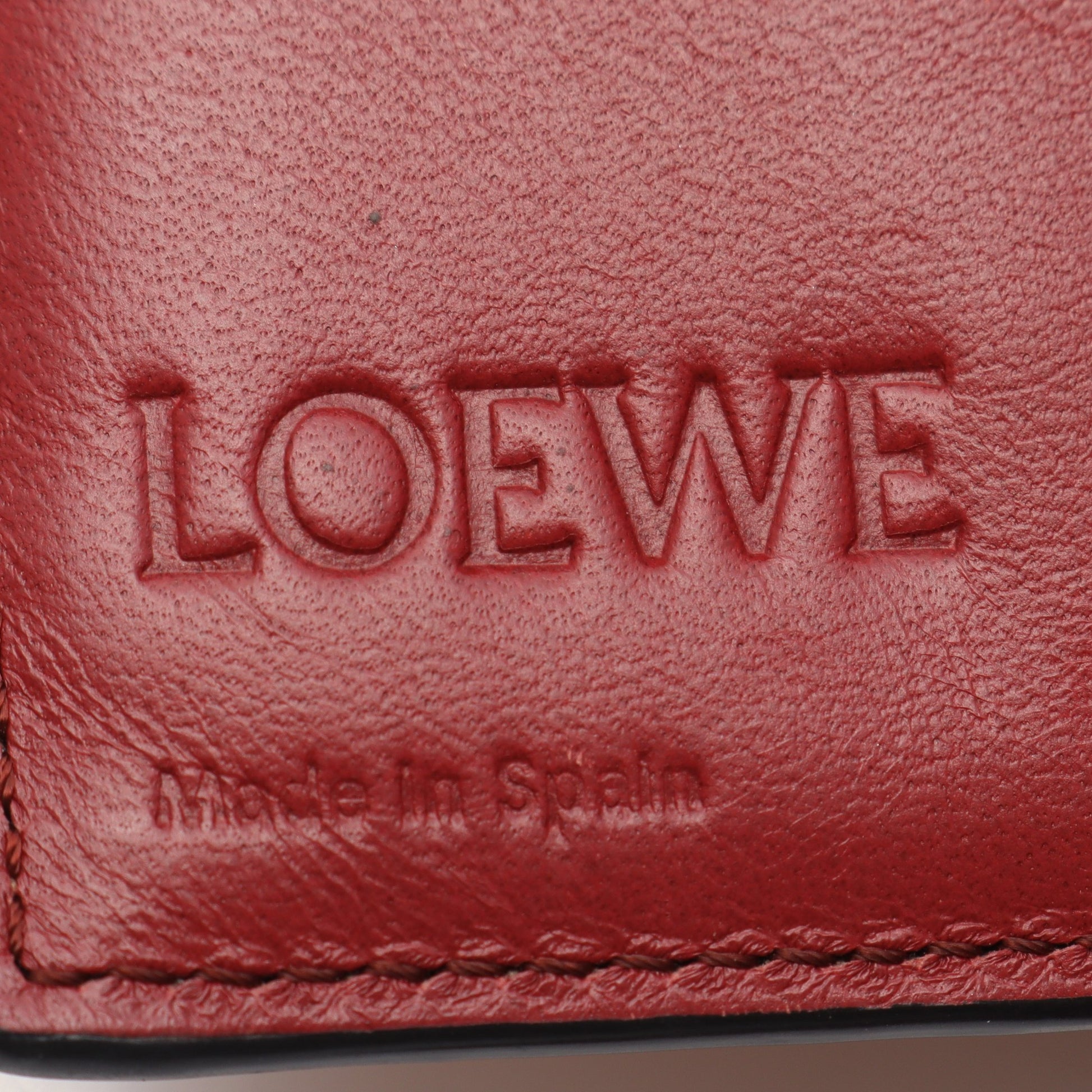スリム ジップ バイフォールド ウォレット 二つ折り財布 レザー ブラウン レッド ロエベ 財布・小物 LOEWE