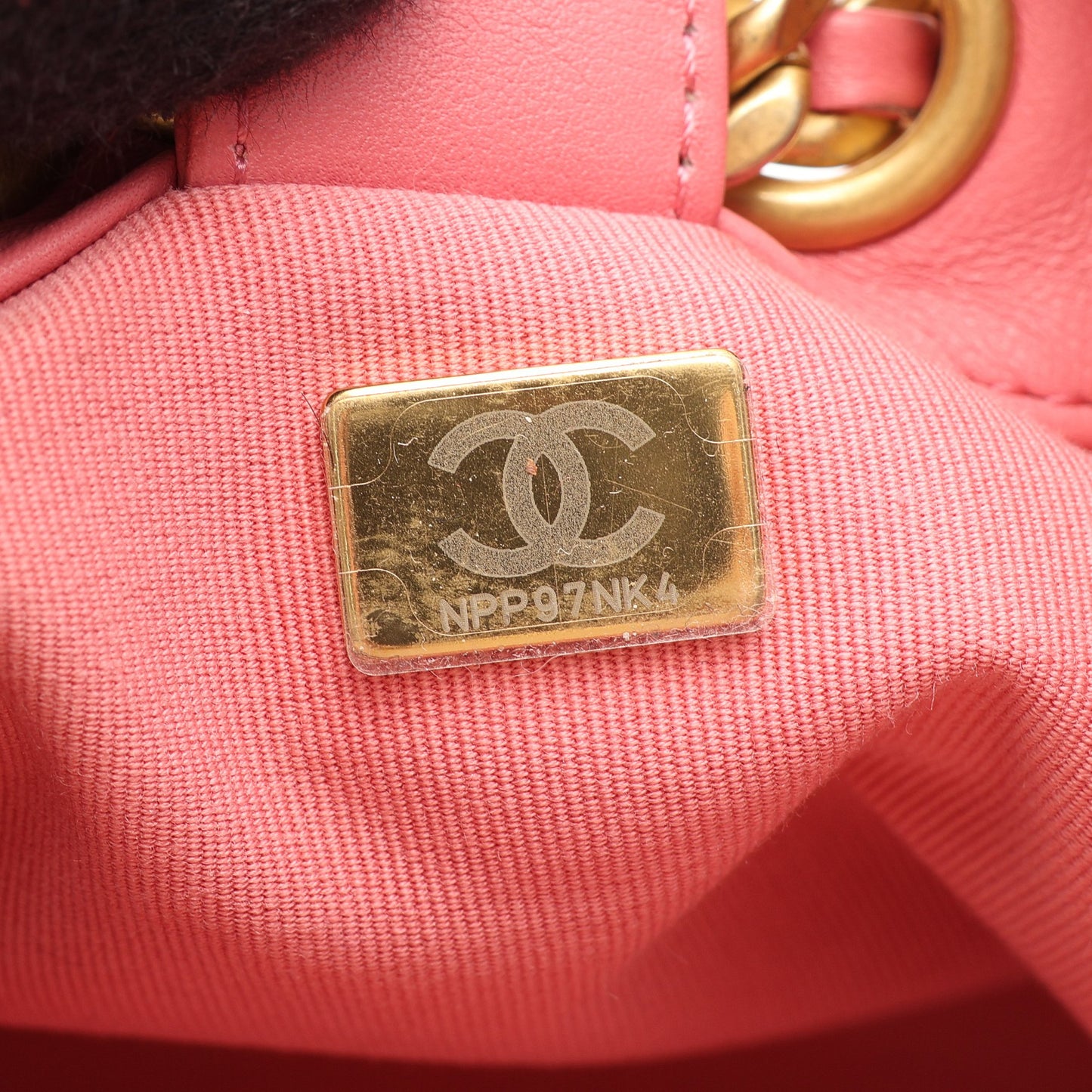 マトラッセ チェーンショルダーバッグ ラムスキン ピンク ゴールド金具 シャネル バッグ CHANEL