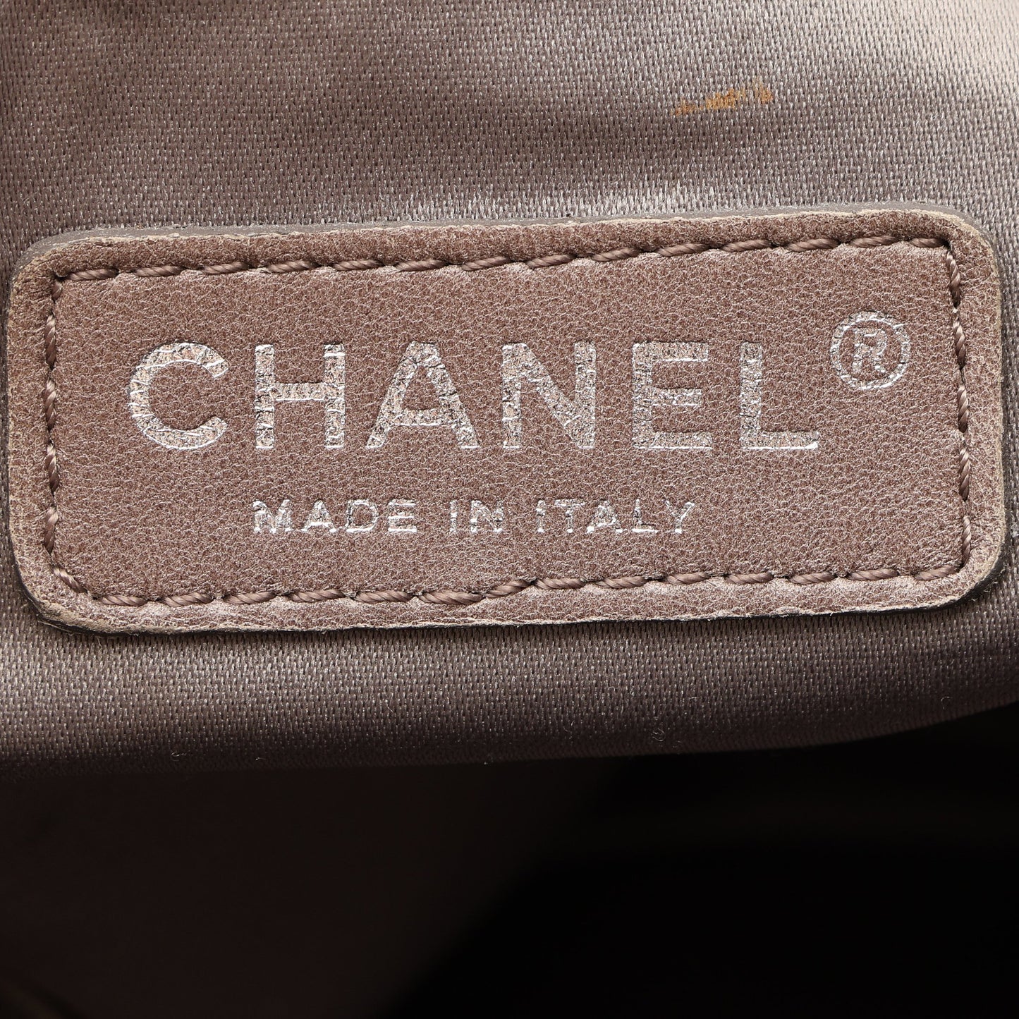 マトラッセ チェーンショルダーバッグ レザー シルバー シルバー金具 シャネル
