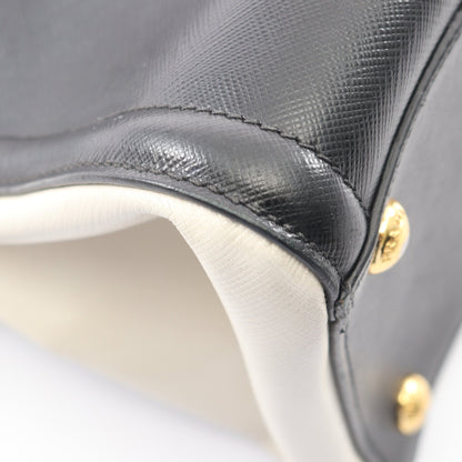 ガレリア 2WAY ハンドバッグ トートバッグ サフィアーノレザー ブラック オフホワイト プラダ バッグ PRADA