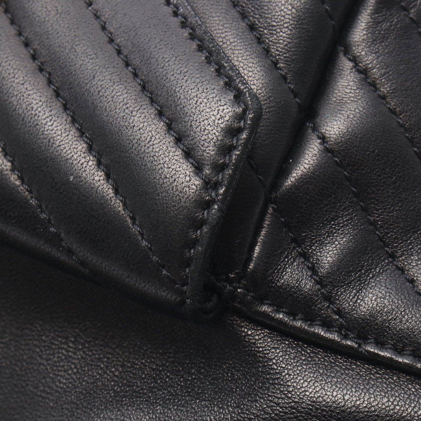ジョー ミニ バケットバッグ チェーンショルダーバッグ レザー ブラック サンローランパリ バッグ SAINT LAURENT PARIS