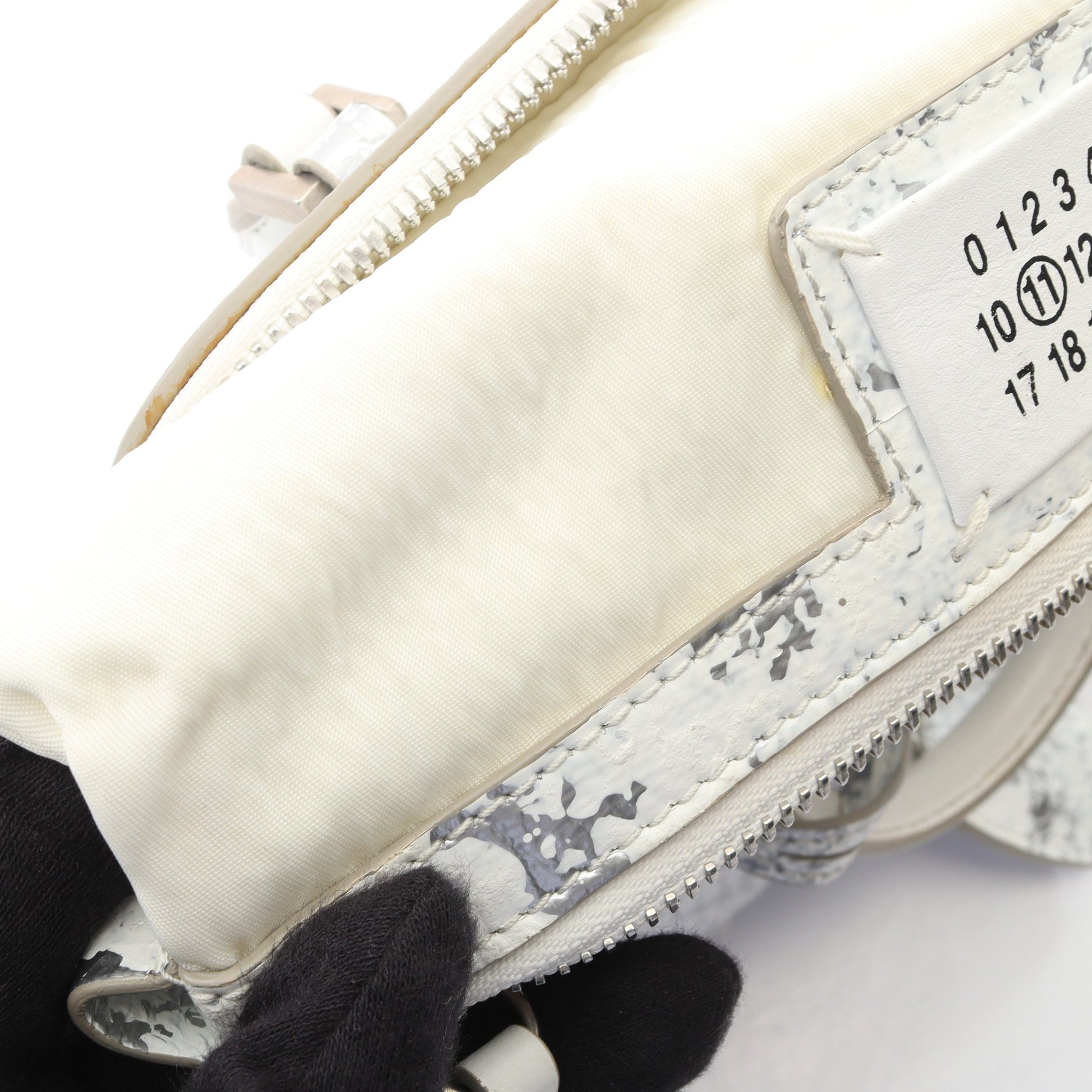 5AC ミニバッグ 2WAY ハンドバッグ レザー シルバー ホワイト メゾンマルジェラ11 バッグ Maison Margiela 11