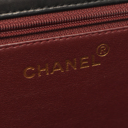 マトラッセ プッシュロック チェーンショルダーバッグ ラムスキン ブラック ゴールド金具 シャネル バッグ CHANEL