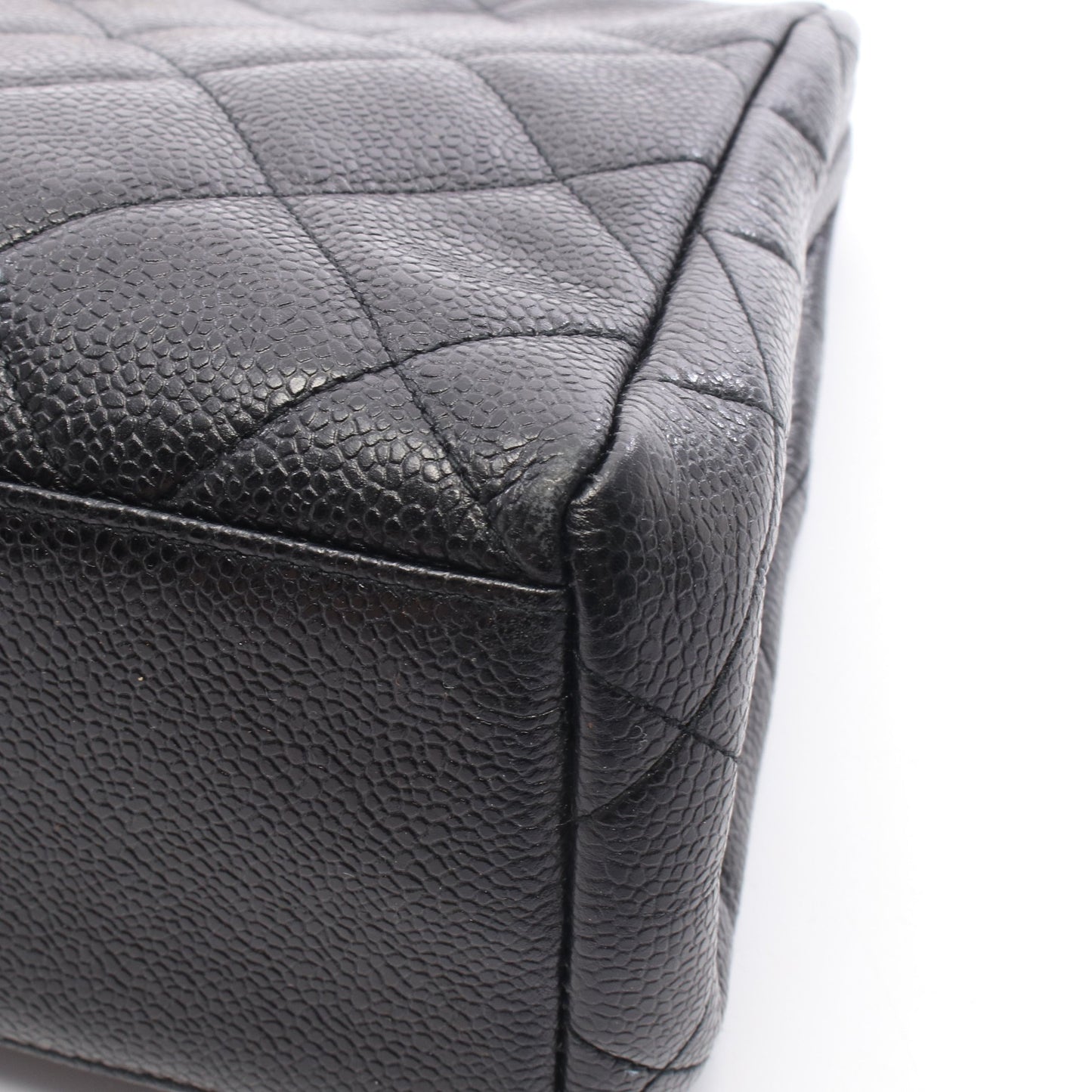 マトラッセ チェーンハンドバッグ キャビアスキン ブラック ゴールド金具 シャネル バッグ CHANEL