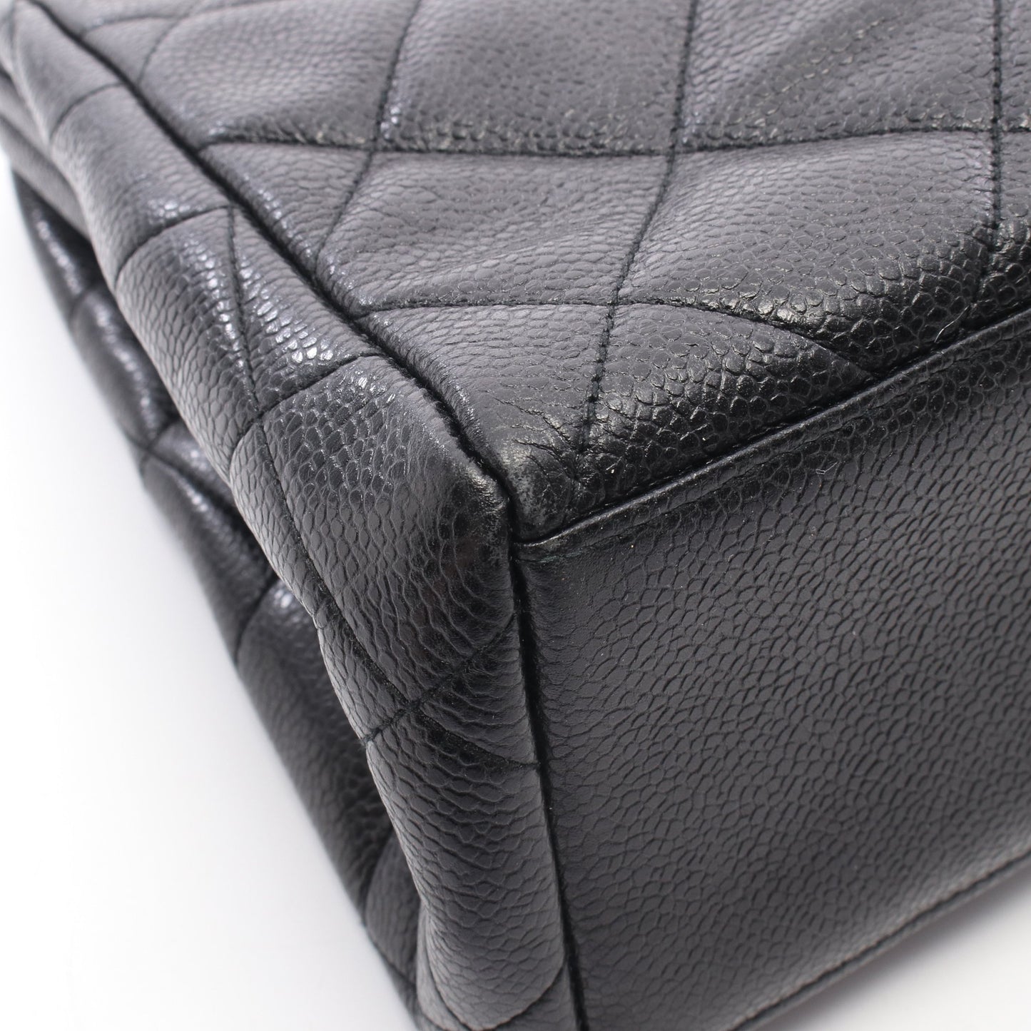 マトラッセ チェーンハンドバッグ キャビアスキン ブラック ゴールド金具 シャネル バッグ CHANEL