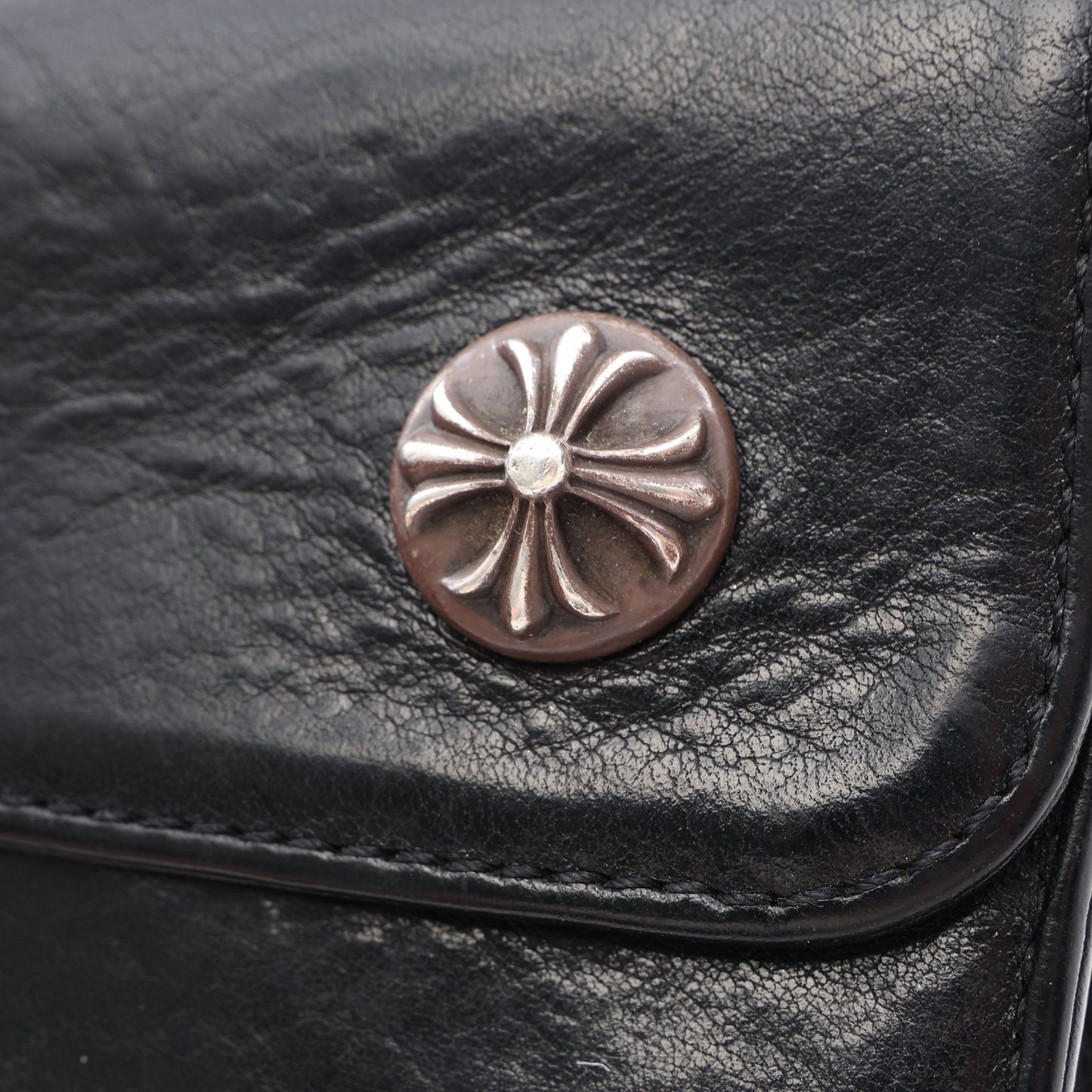 ウェーブウォレット クロスボタン 三つ折り長財布 レザー ブラック クロムハーツ 財布・小物 Chrome Hearts