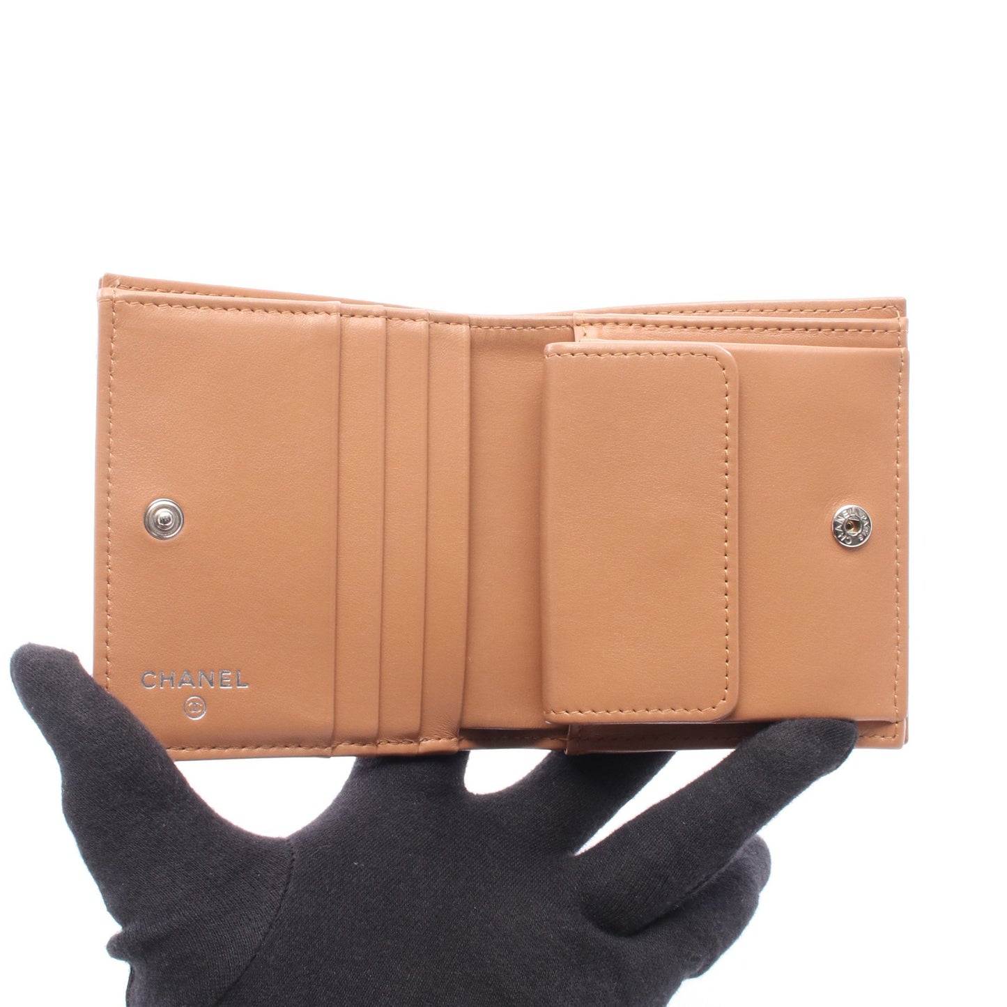 マトラッセ 二つ折り財布 レザー ライトブラウン シルバー金具 シャネル