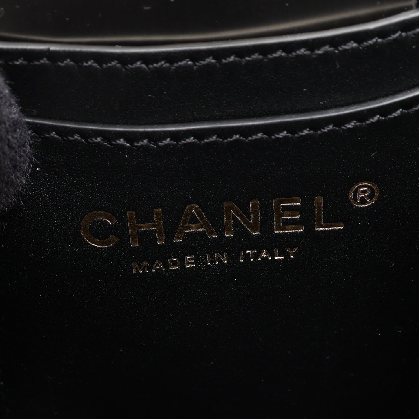 マトラッセ スモールバニティ チェーンショルダーバッグ ラムスキン ブラック コンビ金具 シャネル バッグ CHANEL