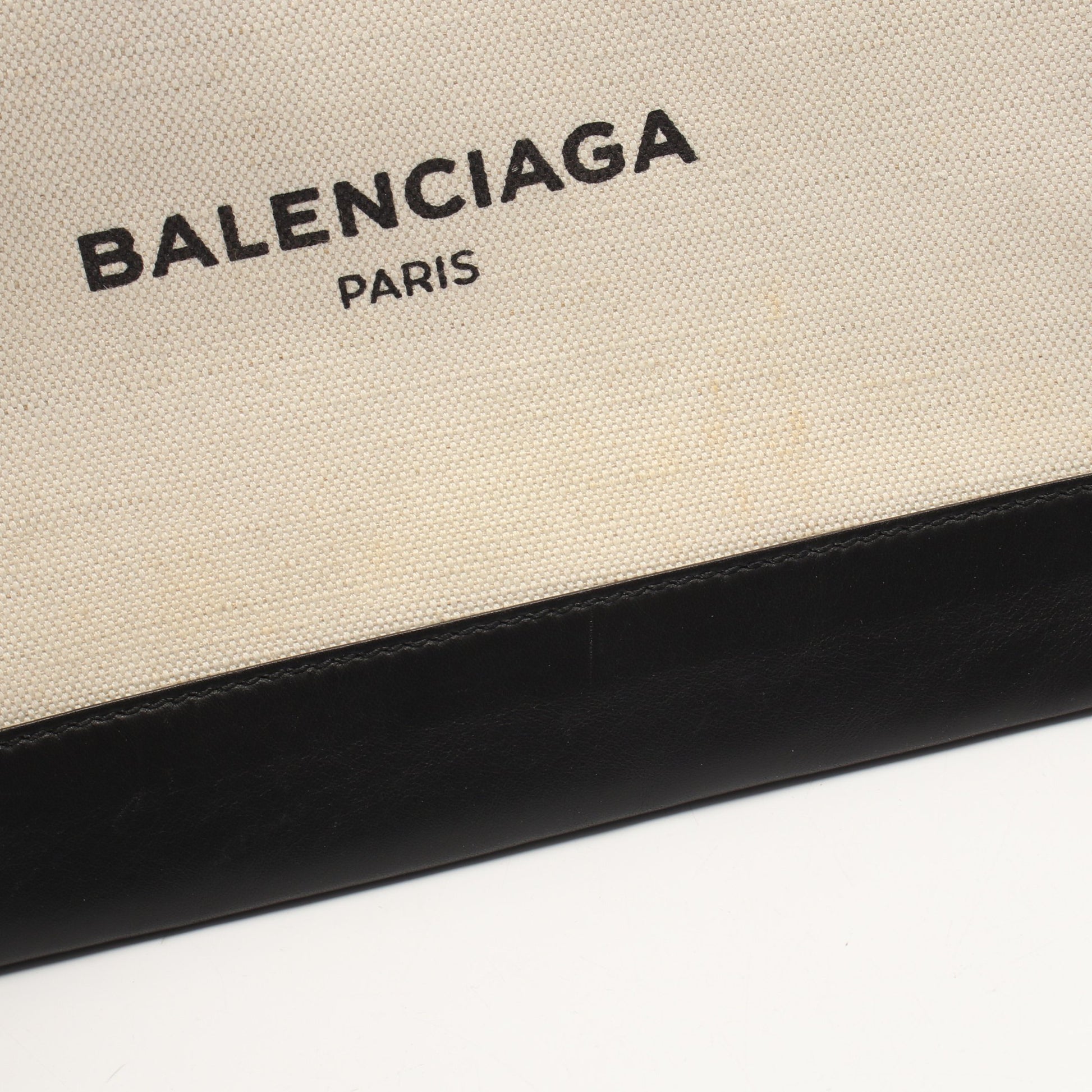 ネイビークリップ M クラッチバッグ キャンバス レザー アイボリー ブラック バレンシアガ バッグ BALENCIAGA