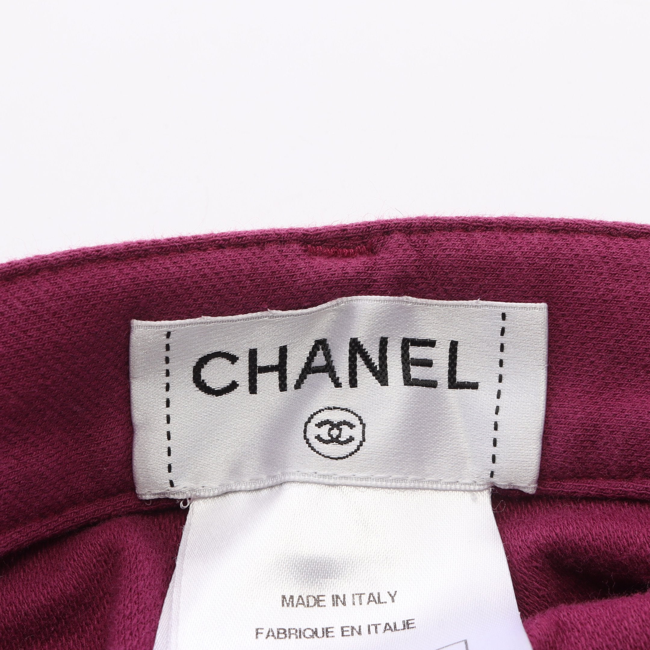 CHANELハーフパンツ34M(CHANELハンガーカバー・布ボタンタグ付き) ココマークボタン ツイードトリム スキニー パンツ コットン パープル