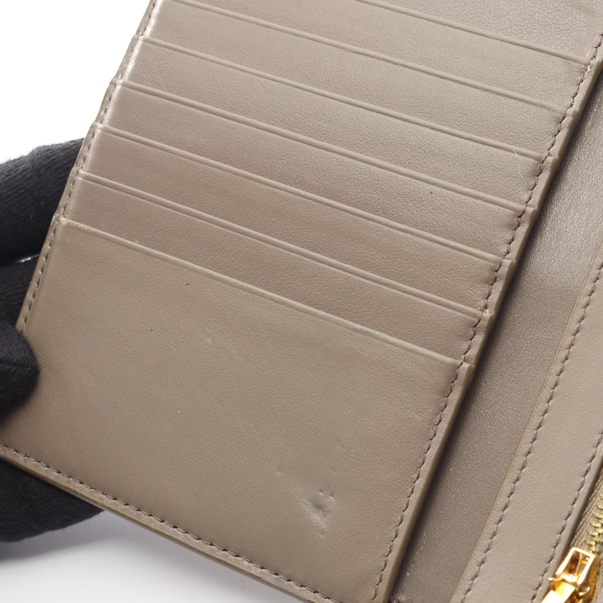 ミディアム ストラップウォレット 二つ折り財布 レザー グレーベージュ セリーヌ 財布・小物 CELINE