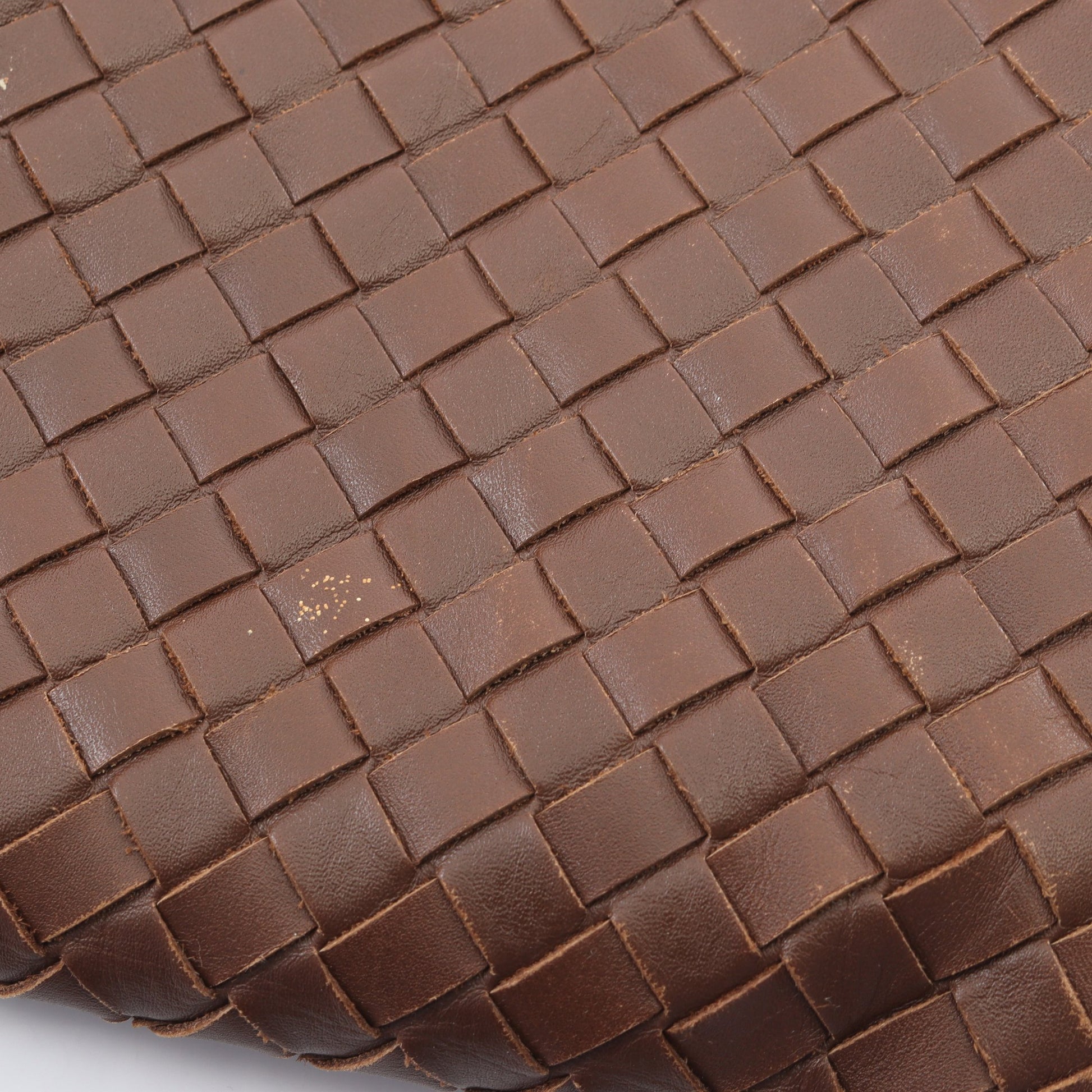 イントレチャート ショルダーバッグ レザー ブラウン ボッテガヴェネタ バッグ BOTTEGA VENETA