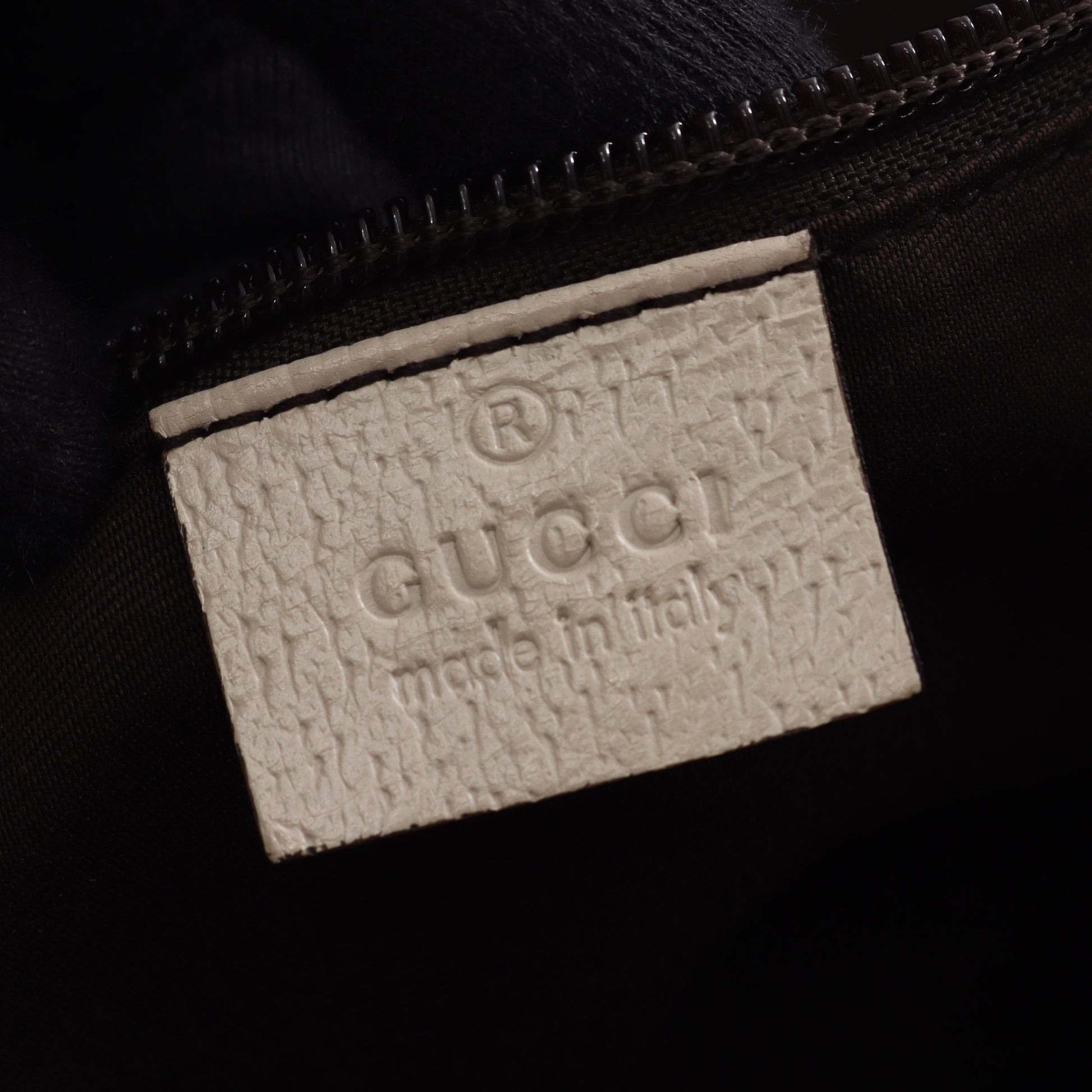 GGキャンバス ショルダーバッグ キャンバス レザー ベージュ オフホワイト グッチ バッグ GUCCI