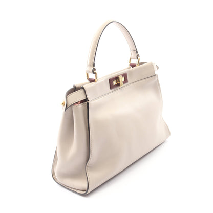 ピーカブー レギュラー 2WAY ハンドバッグ レザー グレーベージュ フェンディ バッグ FENDI