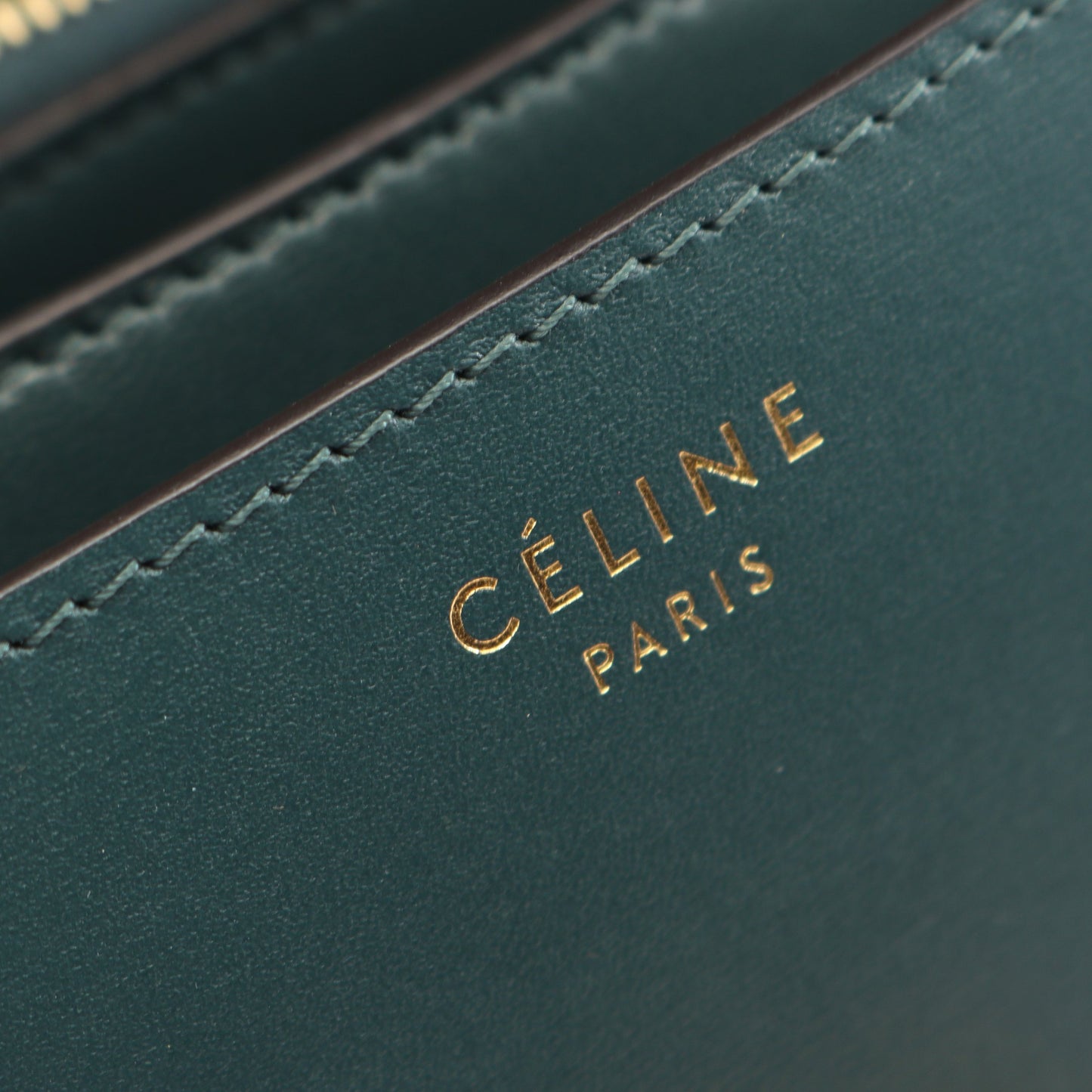 クラシックボックス ミディアム ショルダーバッグ レザー ダークグリーン セリーヌ バッグ CELINE