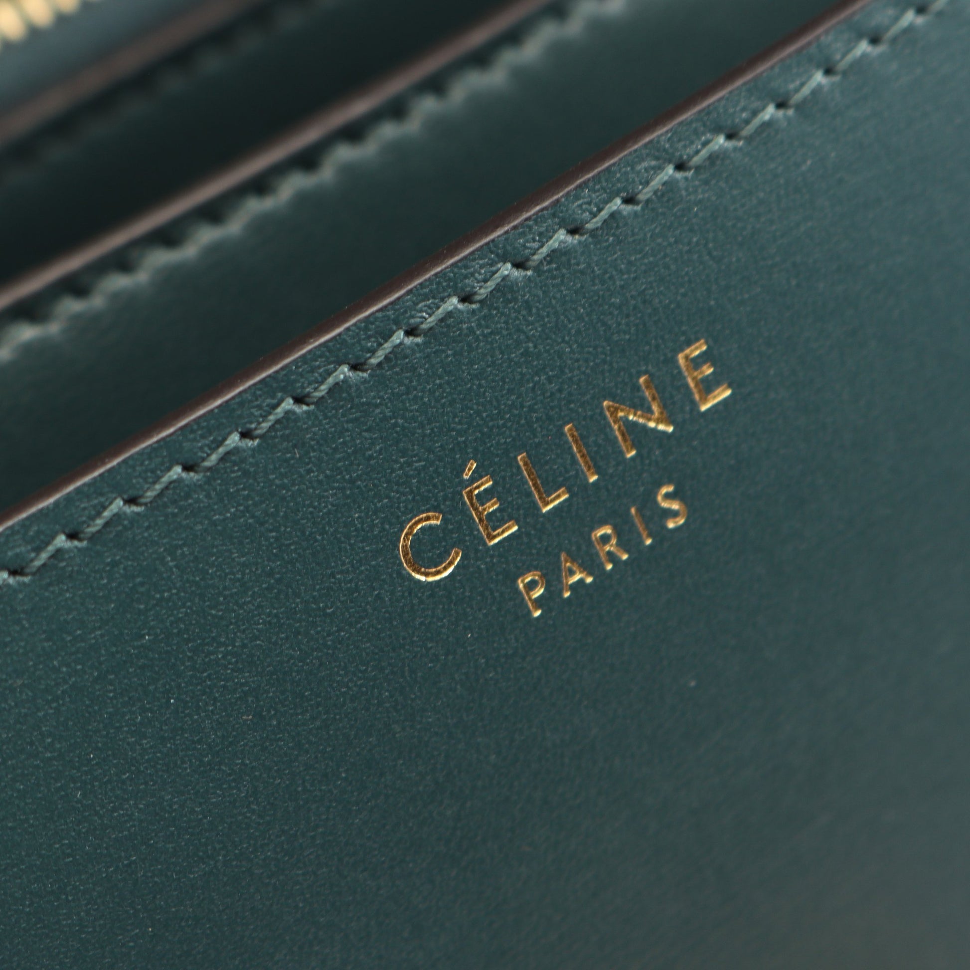 クラシックボックス ミディアム ショルダーバッグ レザー ダークグリーン セリーヌ バッグ CELINE