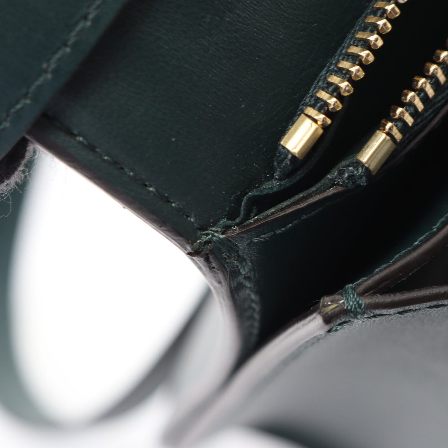 クラシックボックス ミディアム ショルダーバッグ レザー ダークグリーン セリーヌ バッグ CELINE