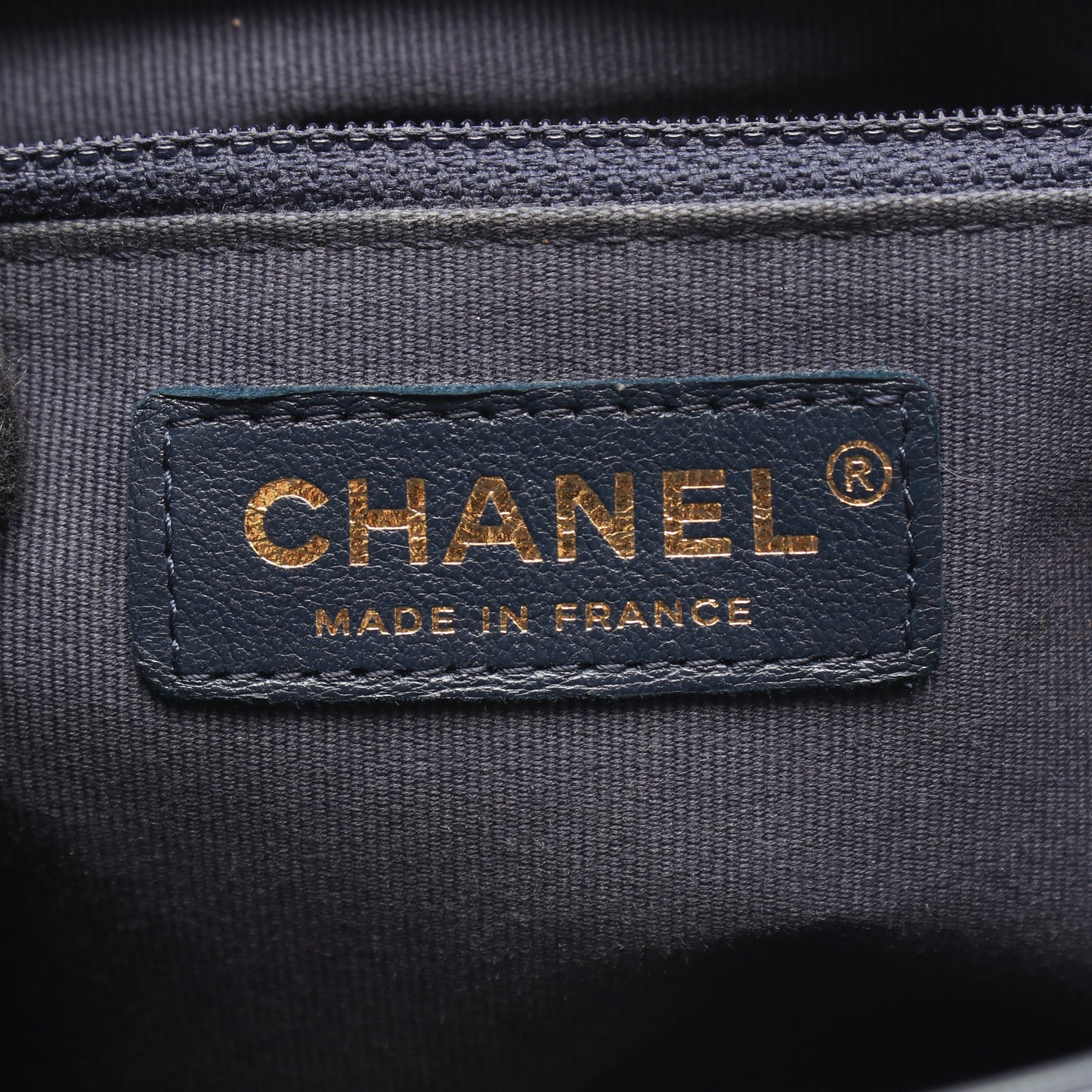 マトラッセ チェーンショルダーバッグ ラムスキン ネイビー ゴールド金具 シャネル バッグ CHANEL