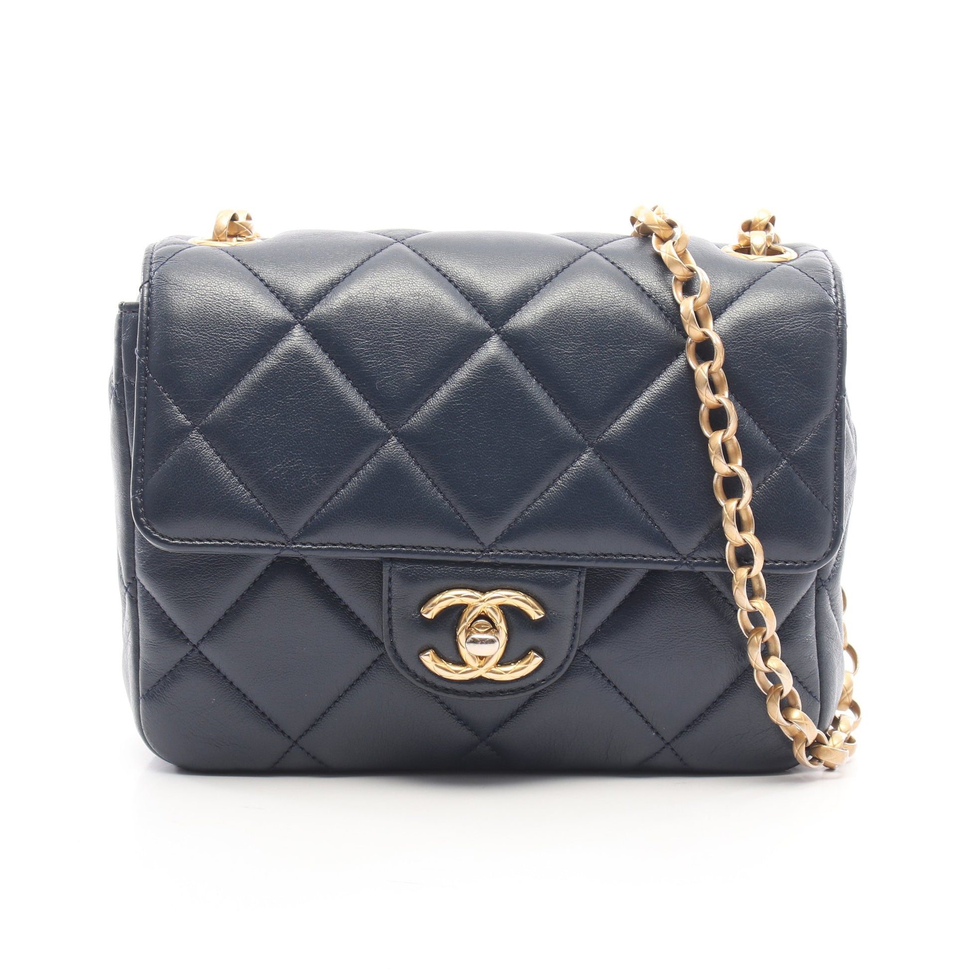 マトラッセ チェーンショルダーバッグ ラムスキン ネイビー ゴールド金具 シャネル バッグ CHANEL