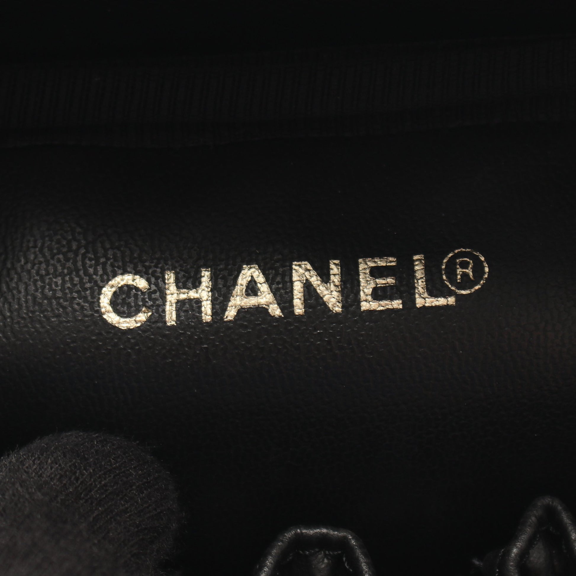 ココマーク ハンドバッグ バニティバッグ キャビアスキン ブラック ゴールド金具 シャネル バッグ CHANEL