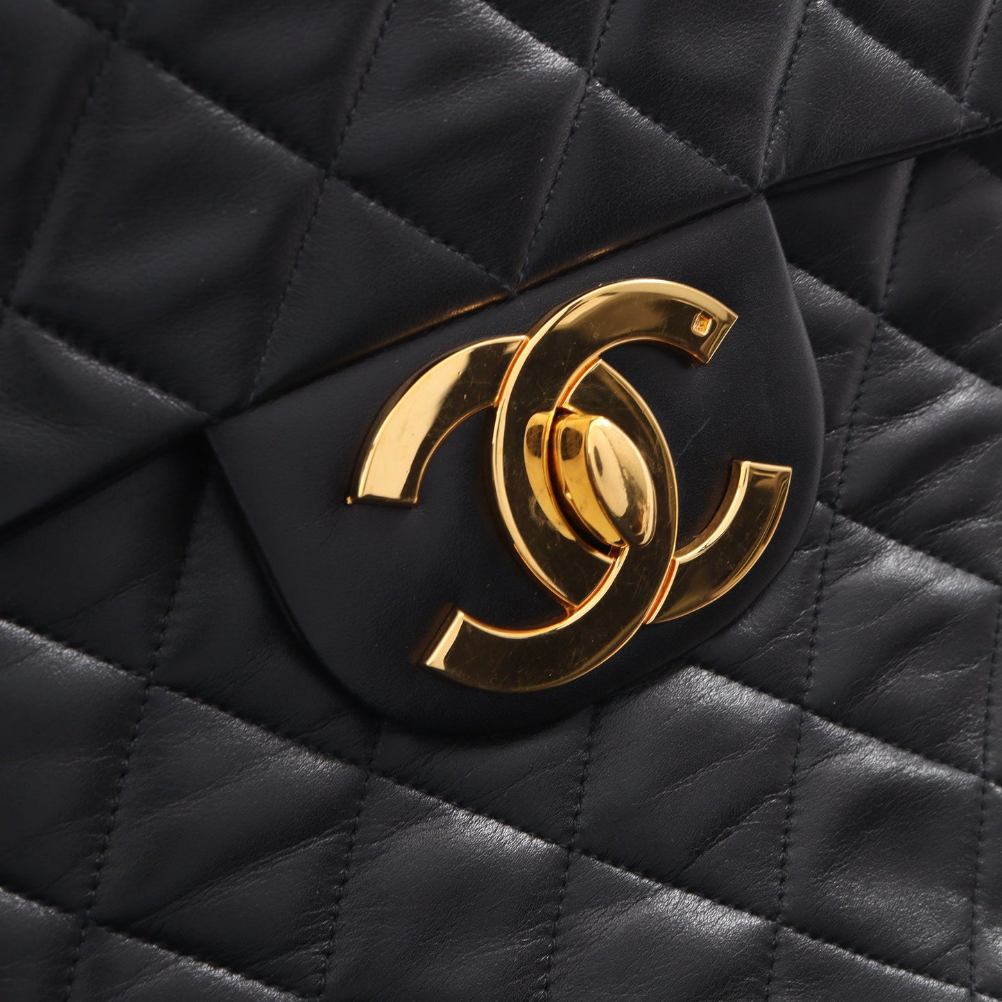 デカマトラッセ34 Wチェーンショルダーバッグ ラムスキン ブラック ゴールド金具 ヴィンテージ シャネル バッグ CHANEL