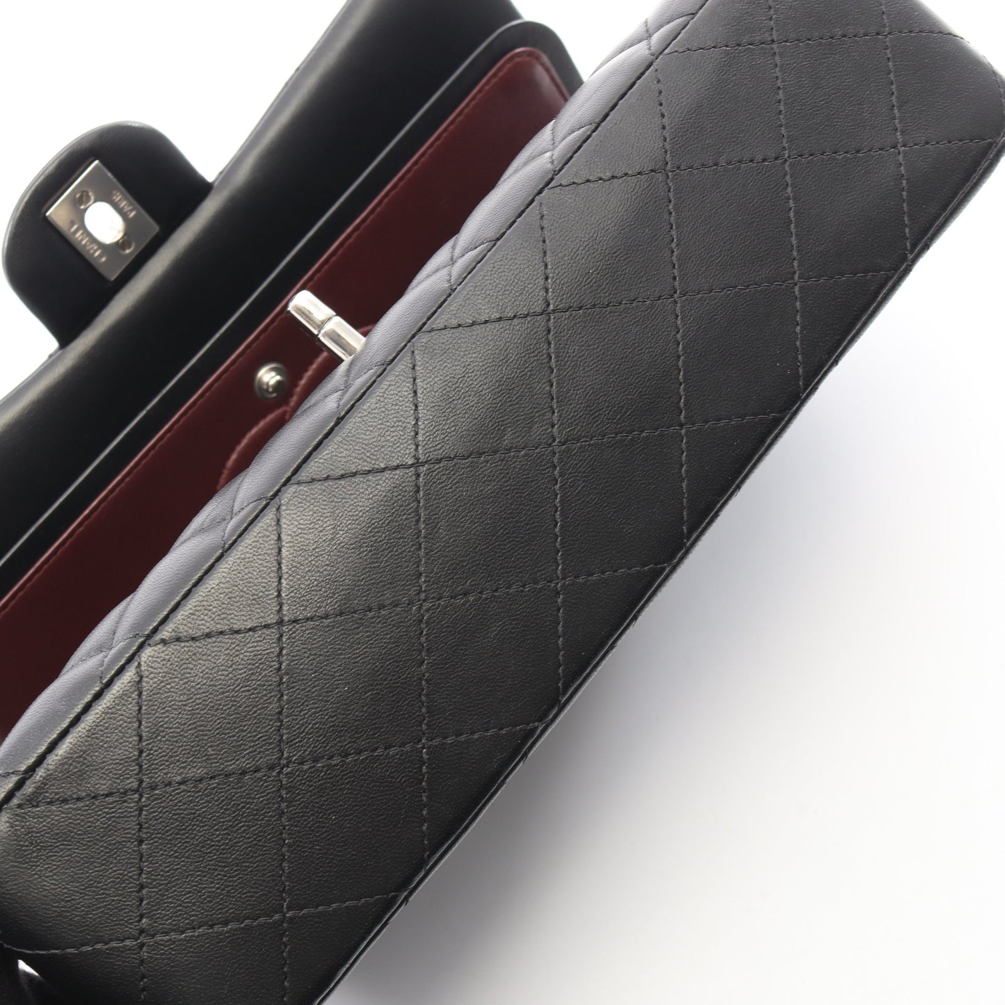 マトラッセ Wフラップ Wチェーンショルダーバッグ ラムスキン ブラック シルバー金具 シャネル バッグ CHANEL