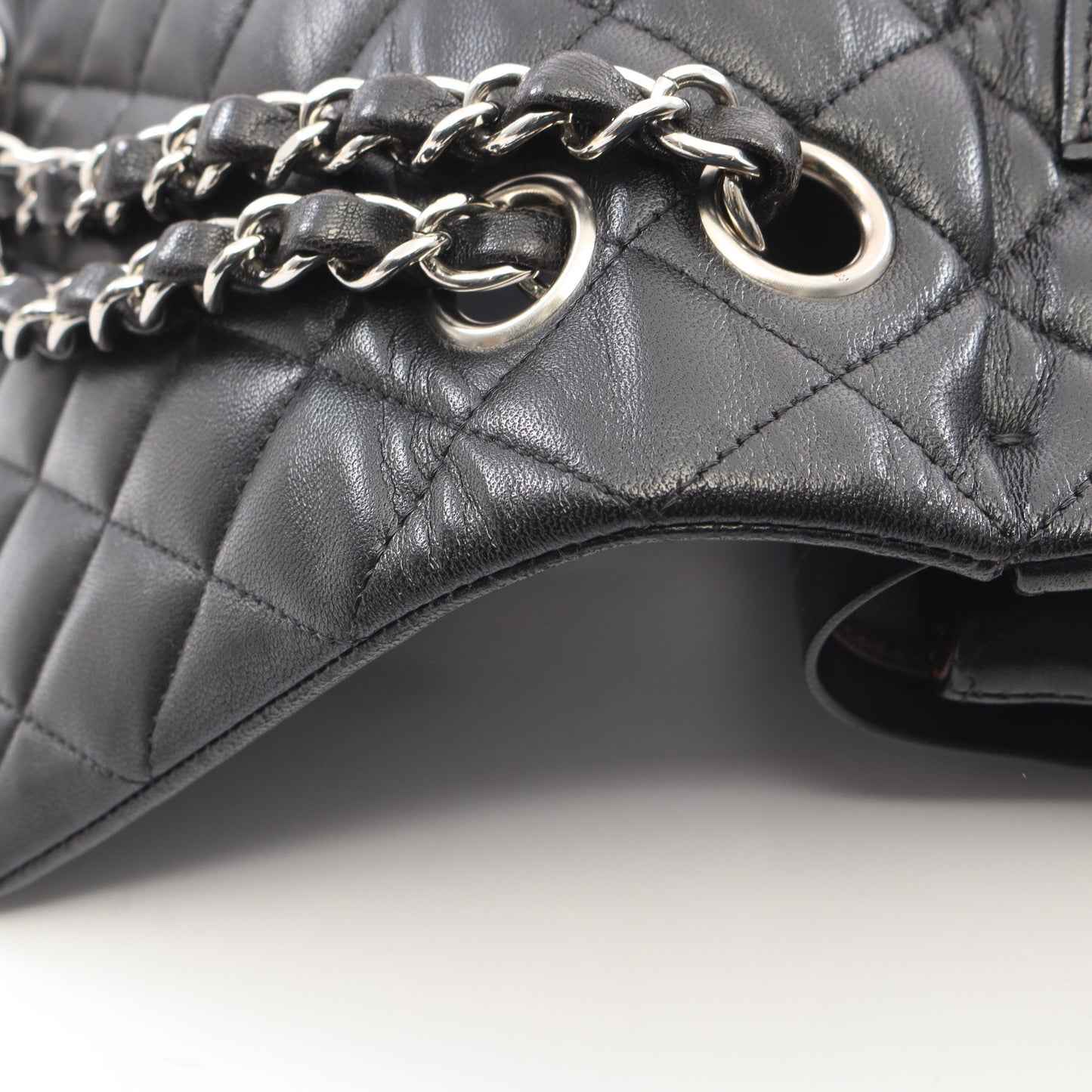 マトラッセ Wフラップ Wチェーンショルダーバッグ ラムスキン ブラック シルバー金具 シャネル バッグ CHANEL
