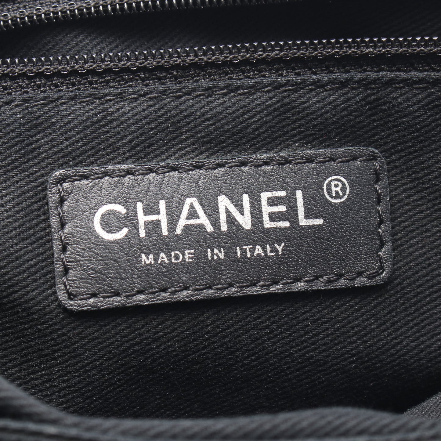 マトラッセ ココマーク チェーンショルダーバッグ キャビアスキン シルバー シルバー金具 シャネル バッグ CHANEL
