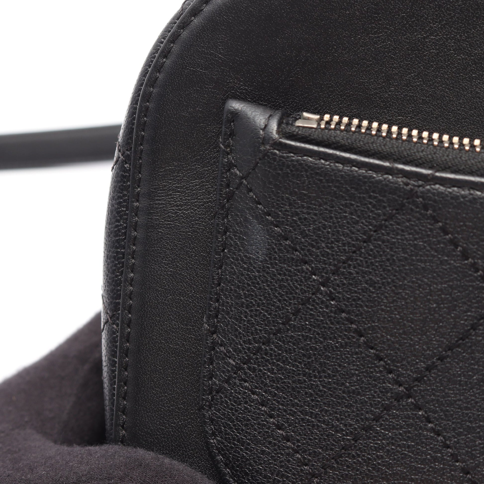 マトラッセ バニティバッグ 2WAY チェーンショルダーバッグ レザー ブラック ゴールド金具 シャネル バッグ CHANEL