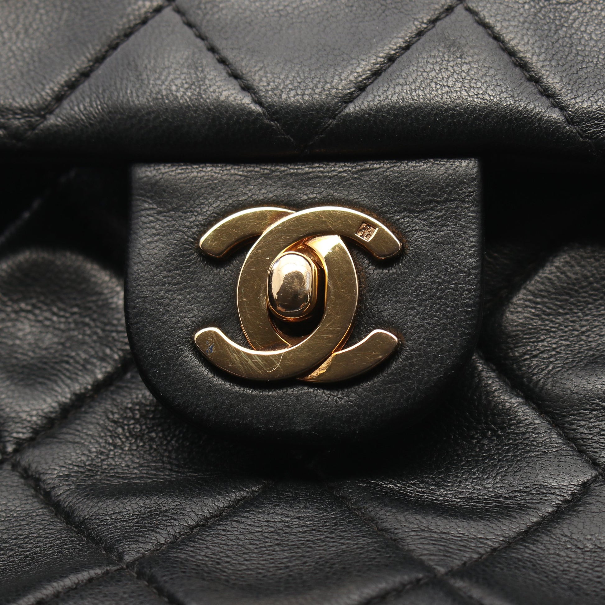 ミニマトラッセ20 チェーンショルダーバッグ ラムスキン ブラック ゴールド金具 シャネル バッグ CHANEL