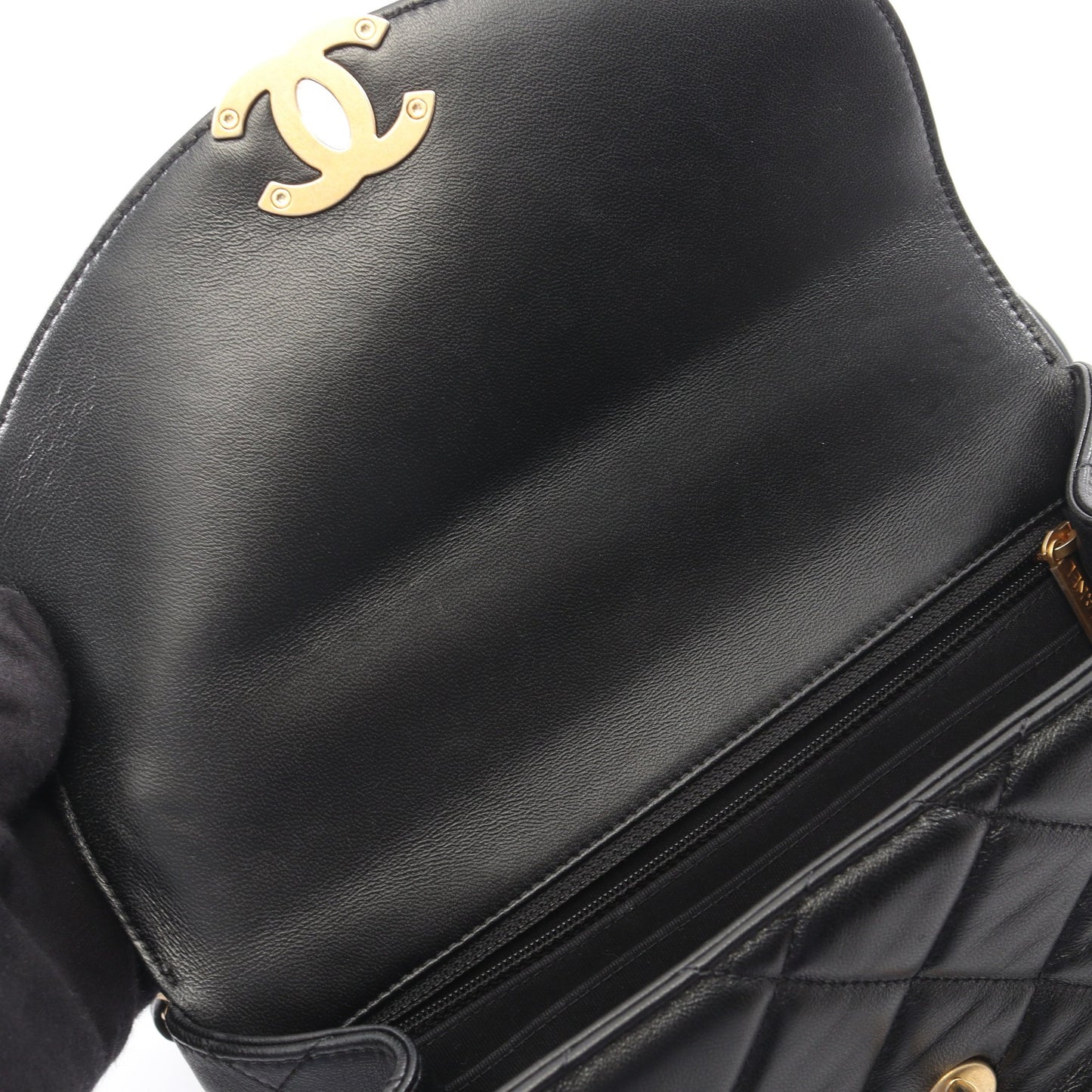 マトラッセ チェーンショルダーバッグ ラムスキン ブラック ゴールド金具 シャネル