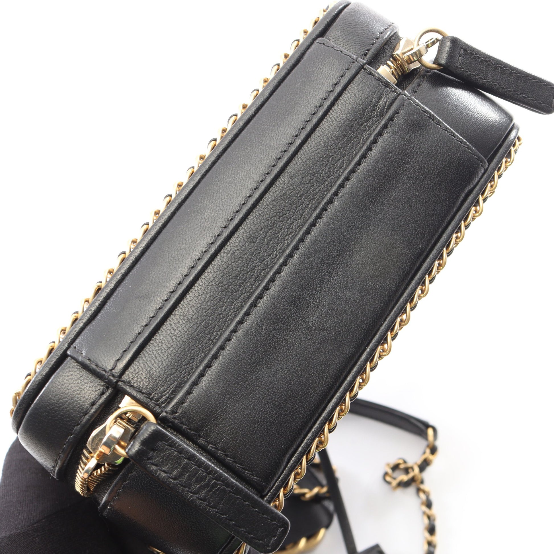 CCフィリグリー スモール バニティバッグ 2WAY チェーンショルダーバッグ ラムスキン ブラック ゴールド金具 シャネル バッグ CHANEL