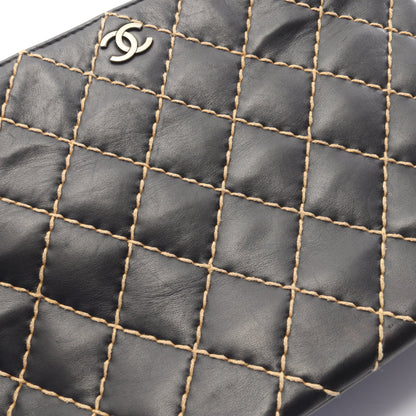 ワイルドステッチ チェーンショルダーバッグ レザー ブラック ゴールド金具 シャネル
